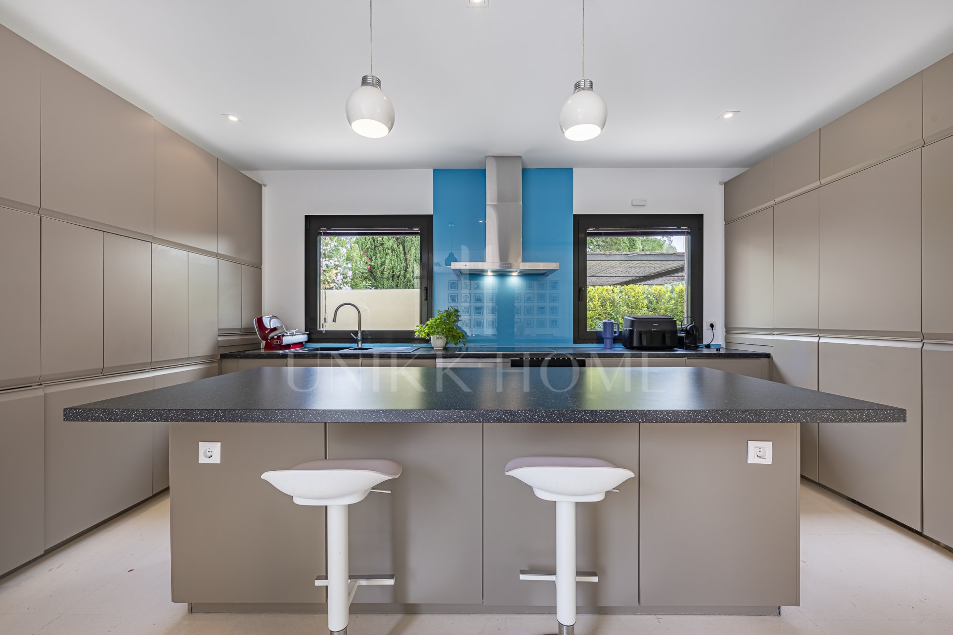 VILLA CONTEMPORÁNEA EXCEPCIONAL CON CASA DE INVITADOS EN LAS CIMAS I, SOTOGRANDE ALTO