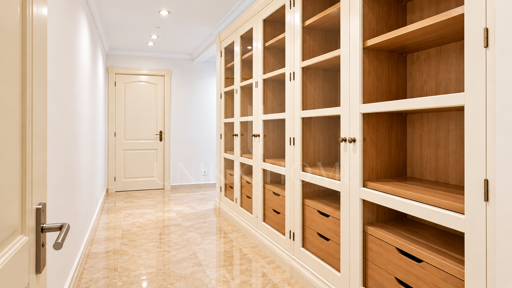 Elegant 3-Bedroom Apartment with Expansive Terraces, Panoramic Views & Modern Interiors