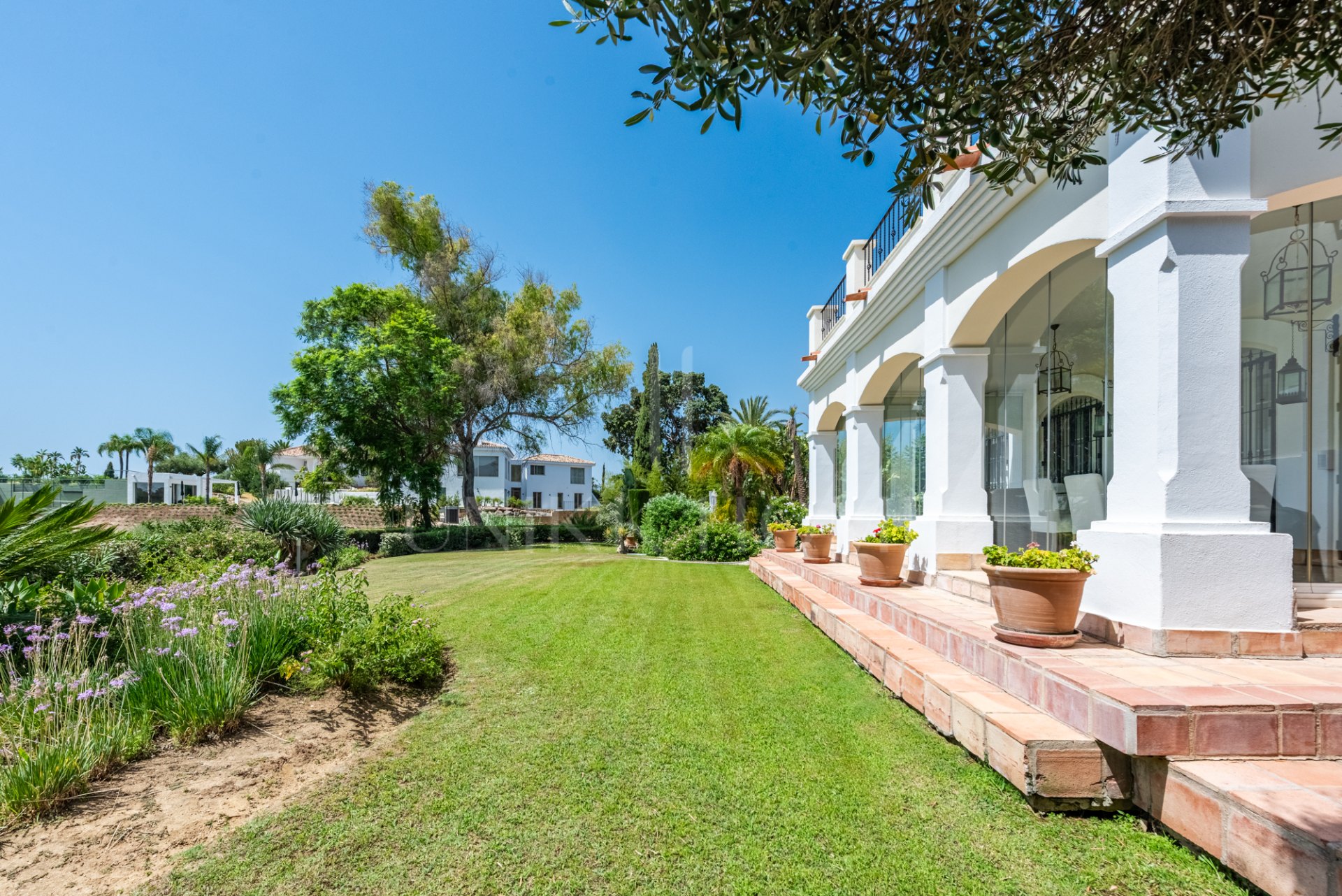 Lujo andaluz clásico en el enclave oculto de Vega del Colorado en Marbella