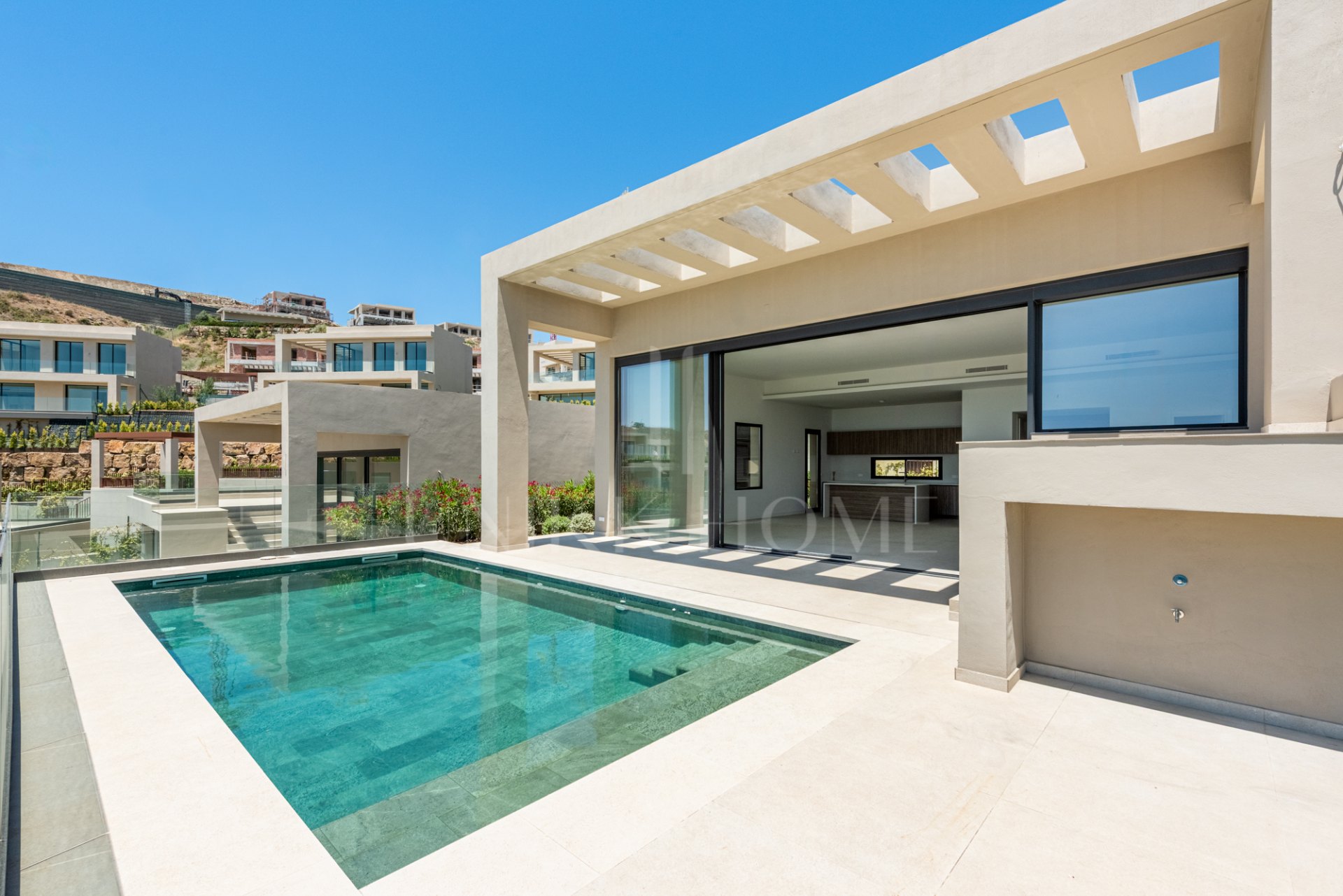 Brand New South-Facing Resale Villa with Panoramic Sea Views in Finca de Jasmine