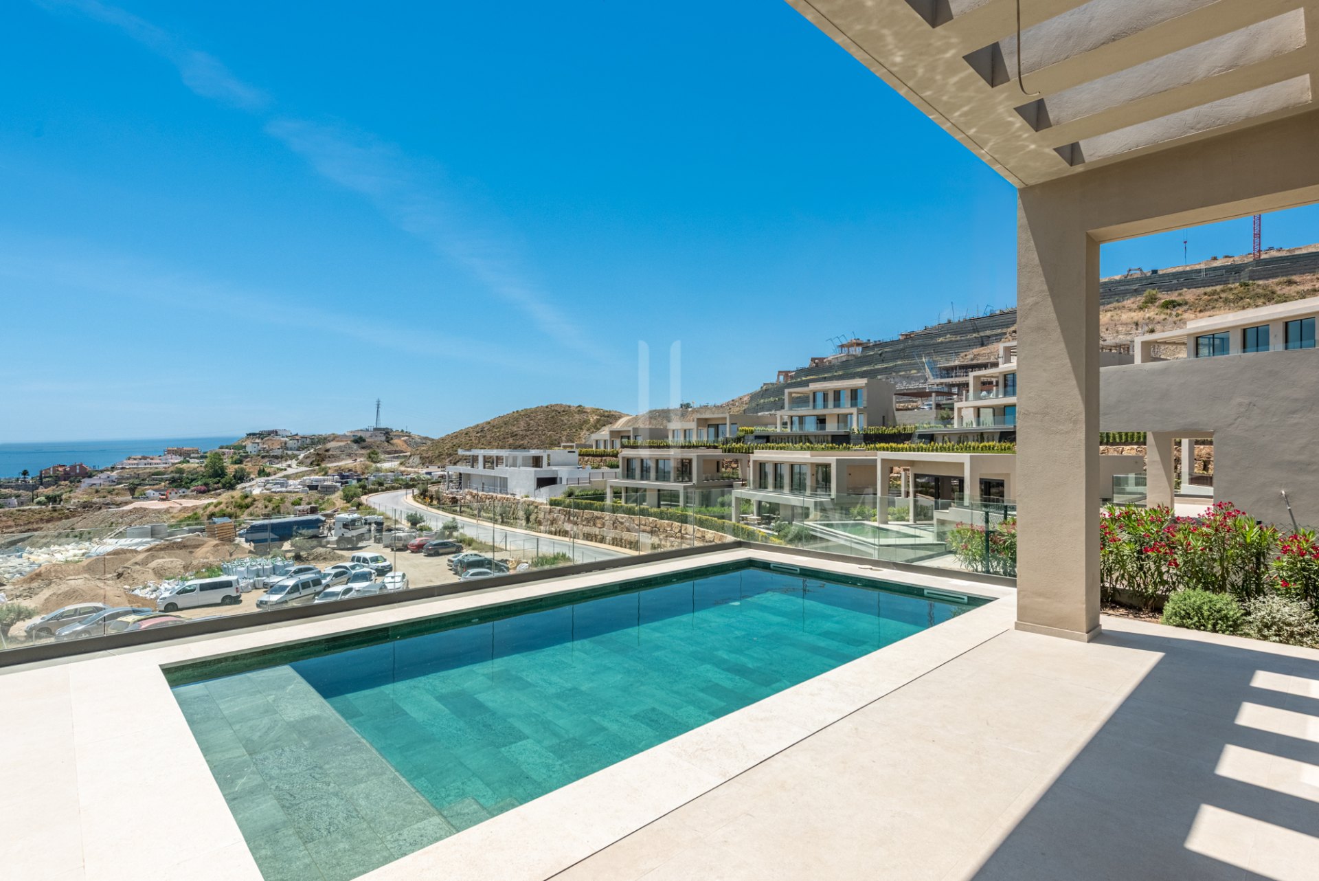 Brand New South-Facing Resale Villa with Panoramic Sea Views in Finca de Jasmine