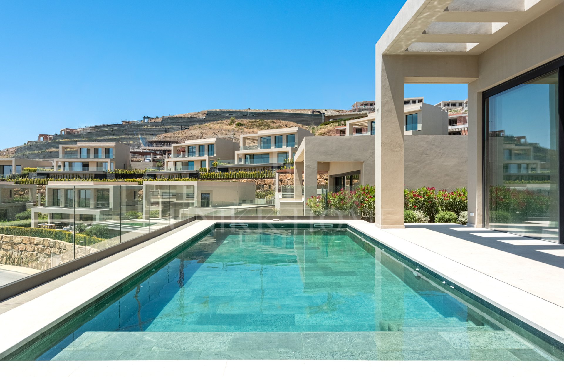 Brand New South-Facing Resale Villa with Panoramic Sea Views in Finca de Jasmine