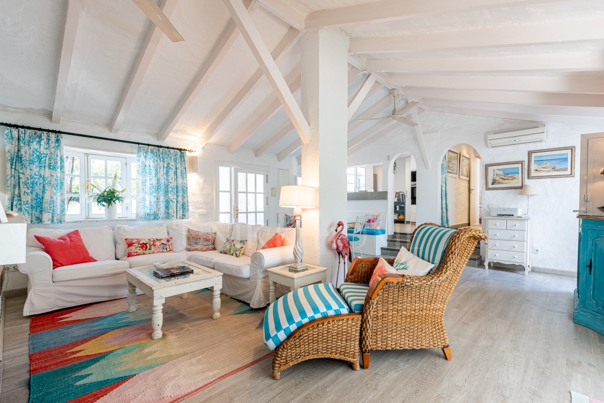 Charming Cottage-Style Villa in the Hills of Benahavís – Excellent Value