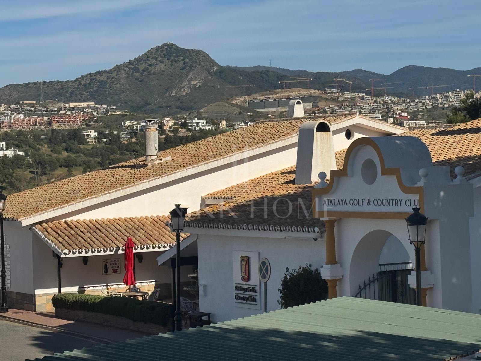 Apartamento Reformado a Solo 20 Metros del Club de Golf Atalaya