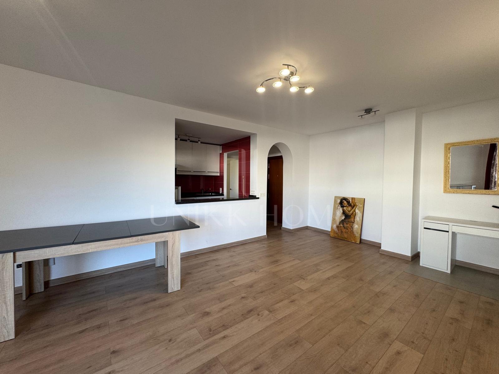 Apartamento Reformado a Solo 20 Metros del Club de Golf Atalaya