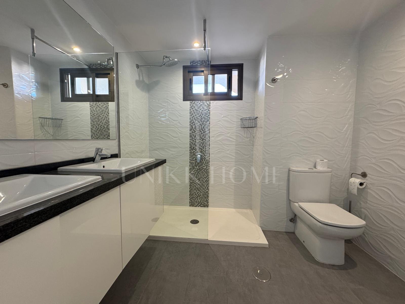 Apartamento Reformado a Solo 20 Metros del Club de Golf Atalaya