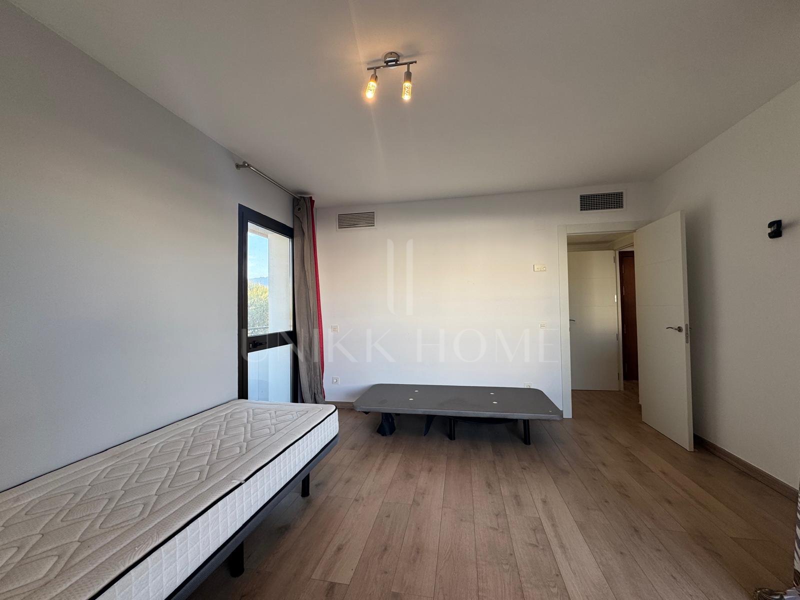 Apartamento Reformado a Solo 20 Metros del Club de Golf Atalaya