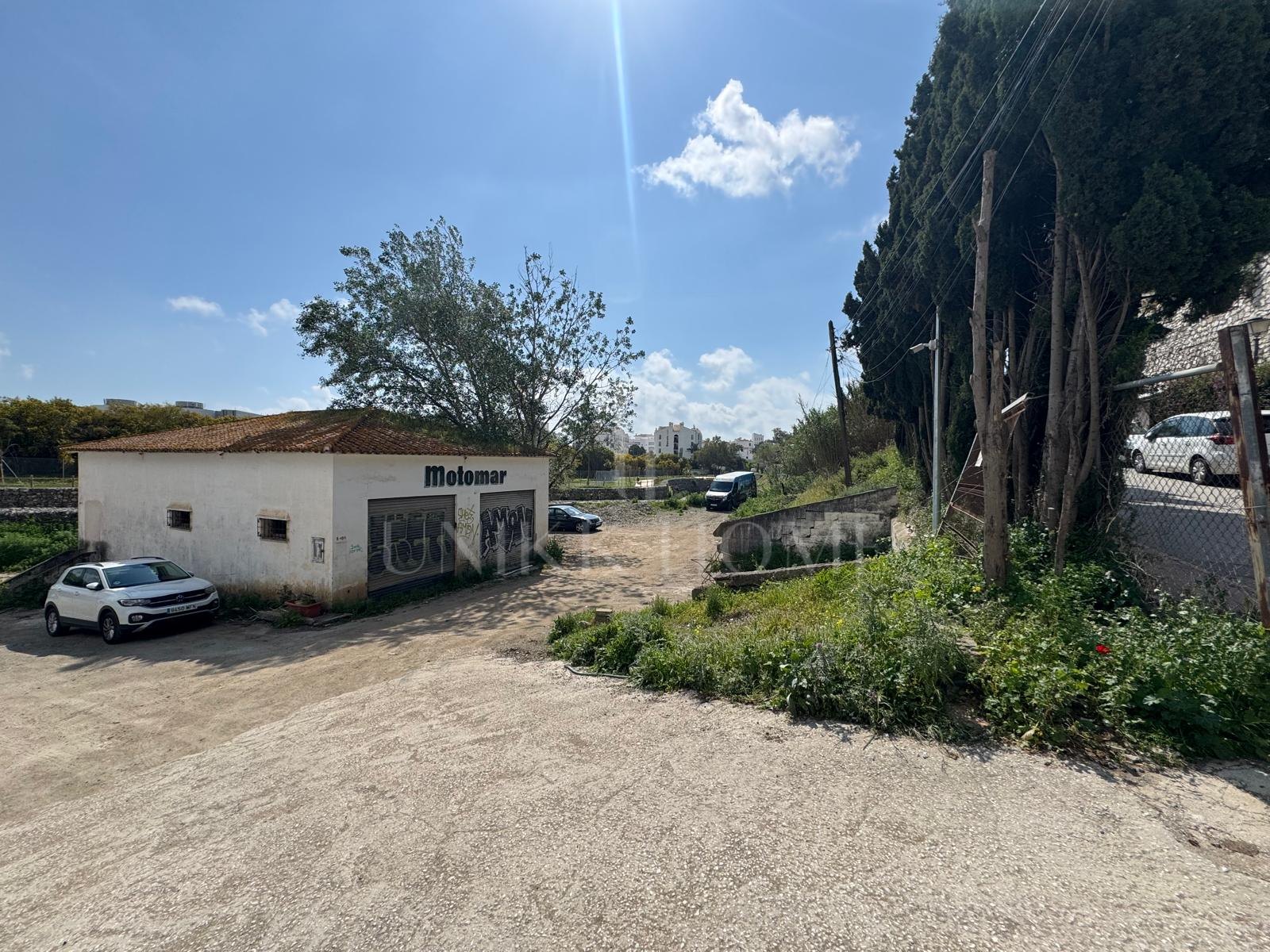 Prime Plot in Unbeatable Location – Walk to Puerto Banús in 3 Minutes