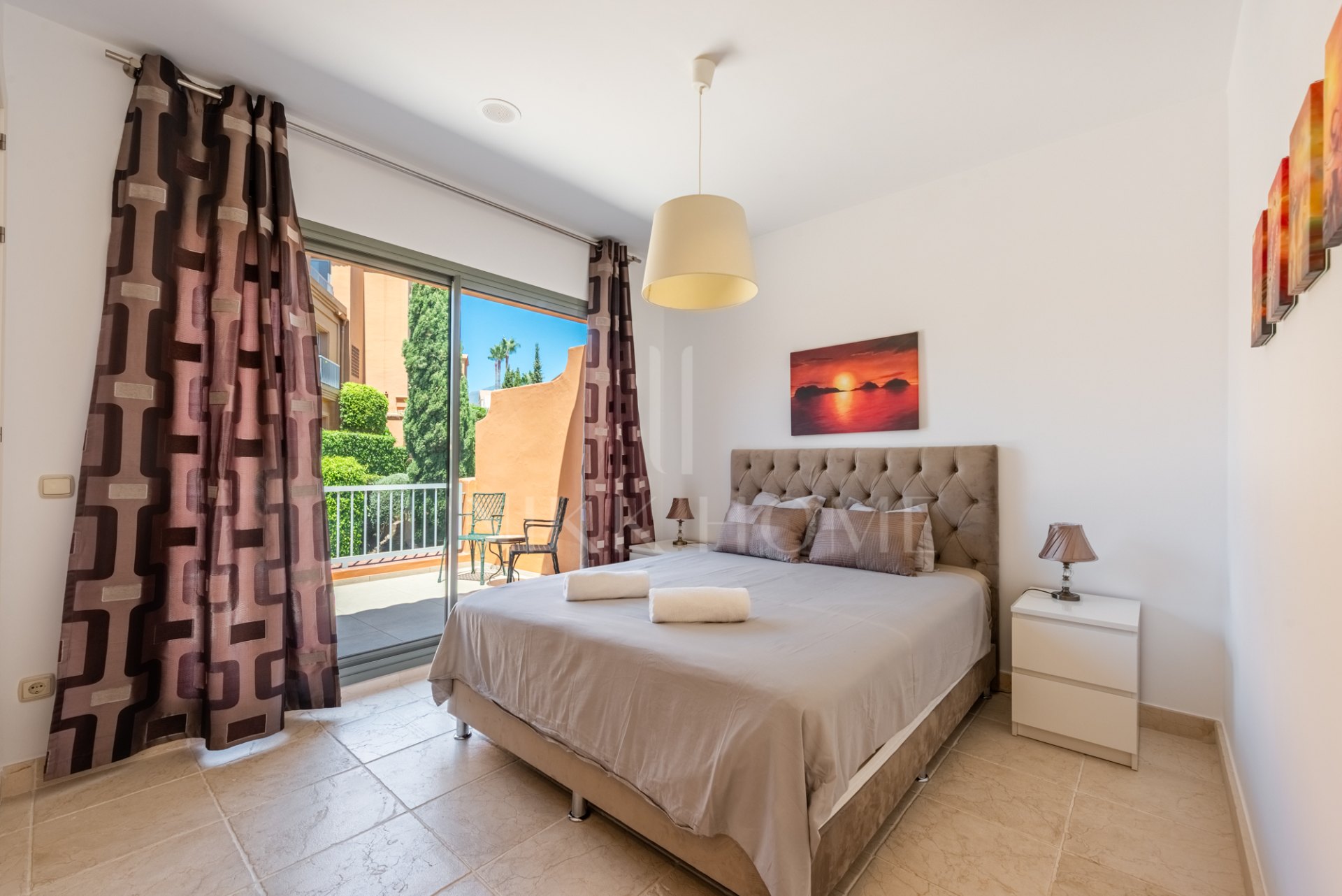 Single-Level Luxury Penthouse with Unrivalled Panoramic Sea and Coastline Views