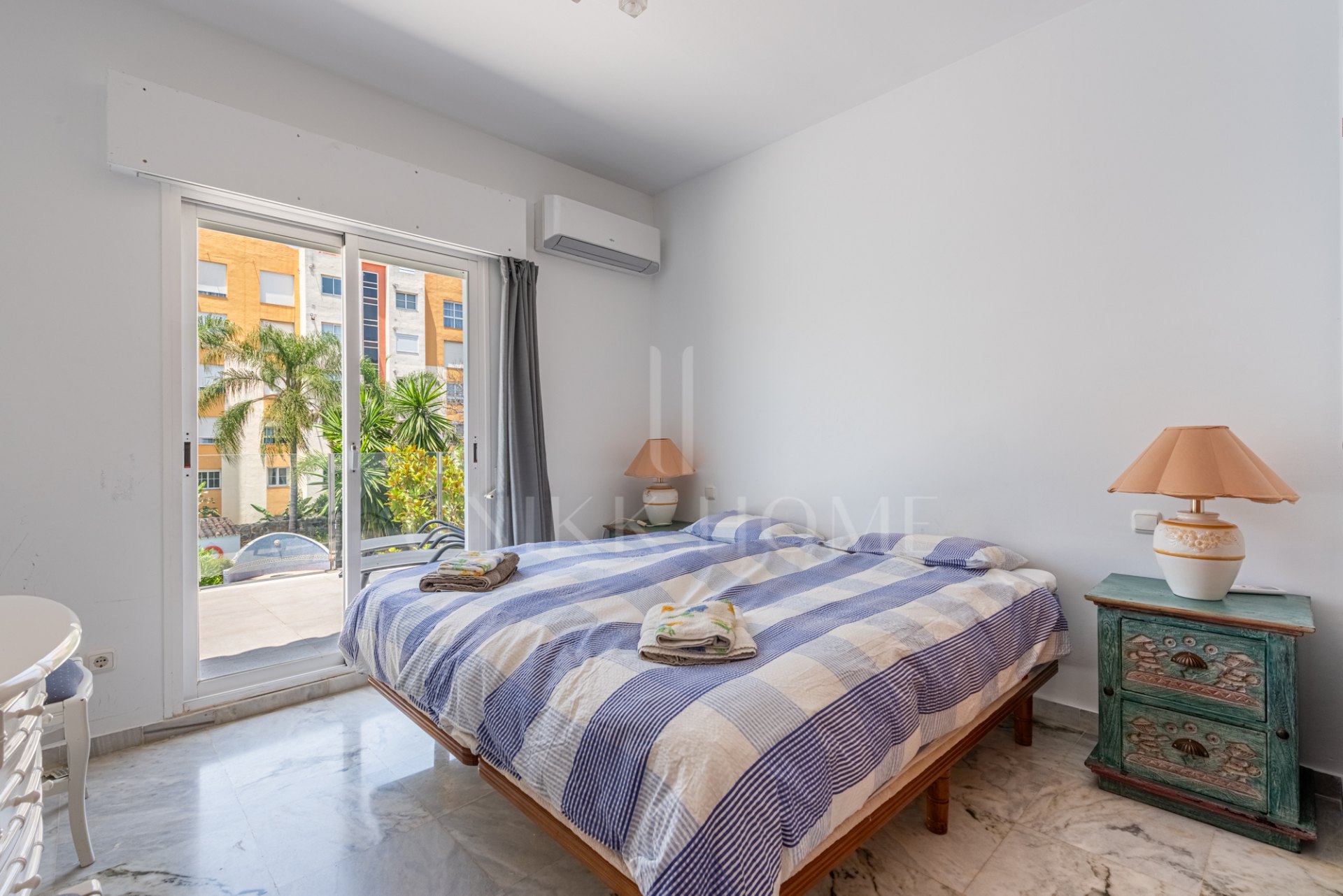 Bonita villa en una comunidad boutique en Monte Biarritz, Este de Estepona
