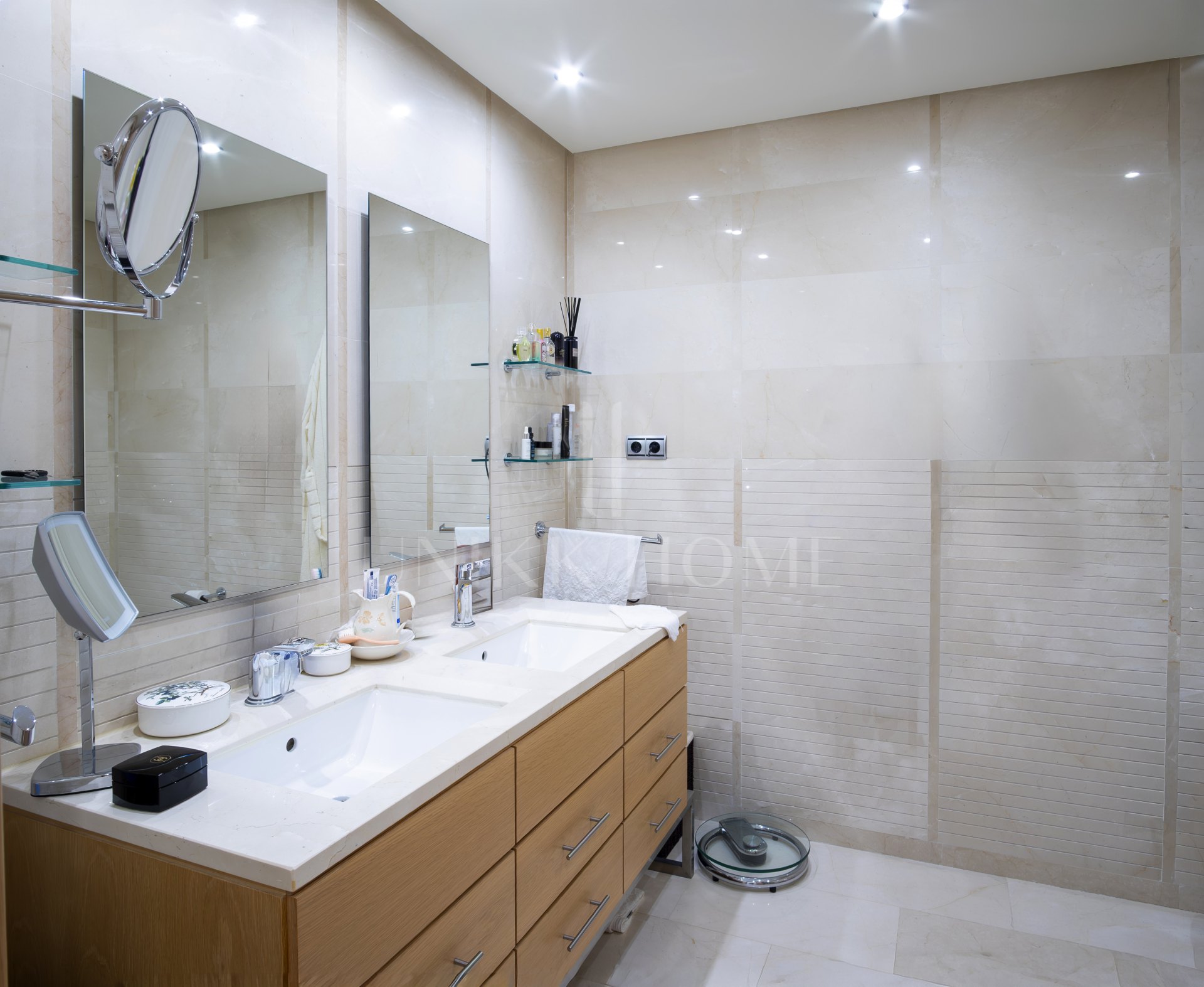 Superb 2 Bedroom Apartment in Mansion Club