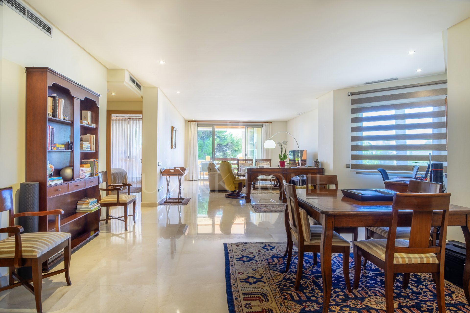 Superb 2 Bedroom Apartment in Mansion Club