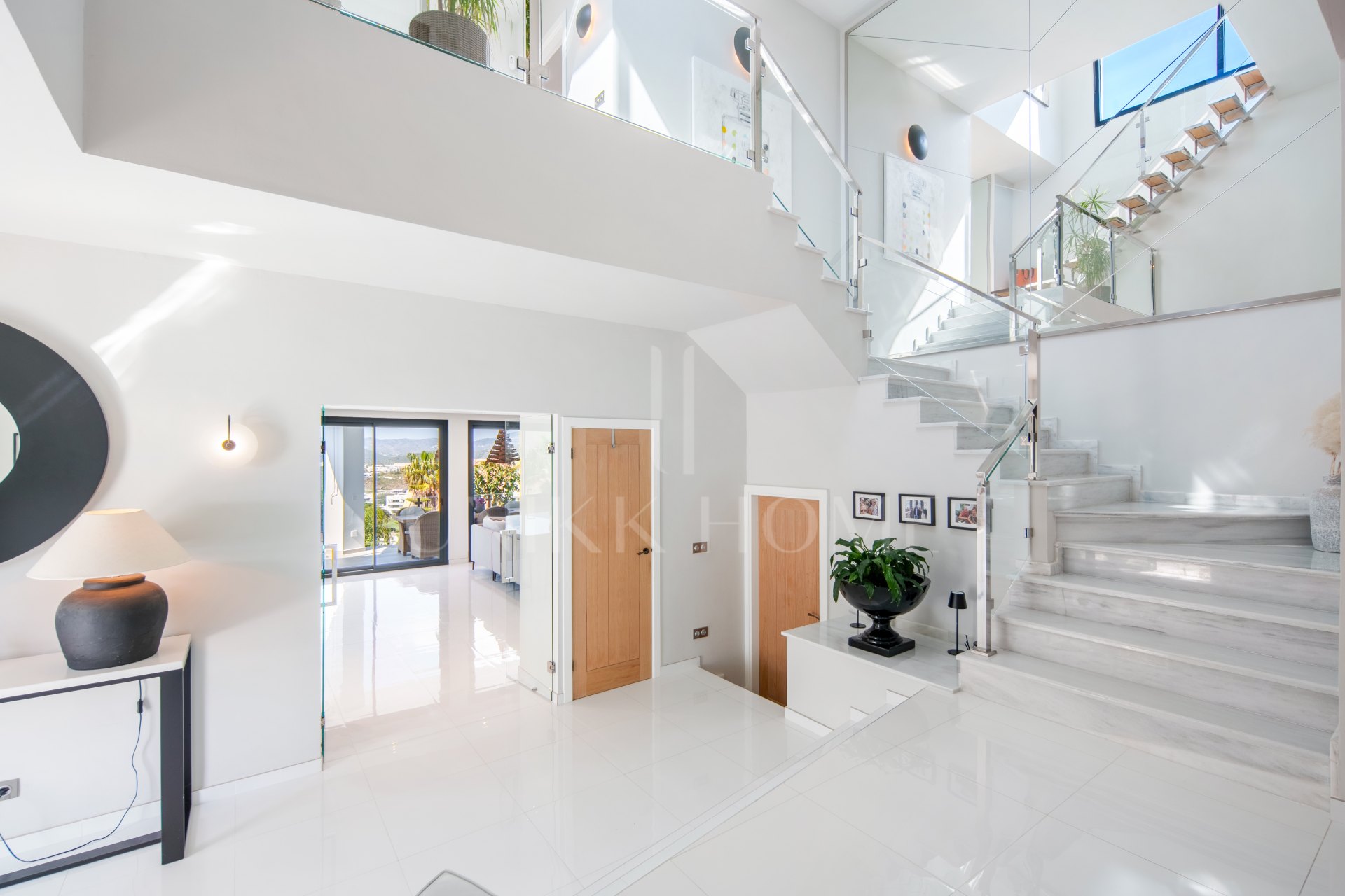 Villa de Lujo de 4 Dormitorios en La Cala Golf – Vistas a la Montaña, Piscina Privada y Diseño Moderno