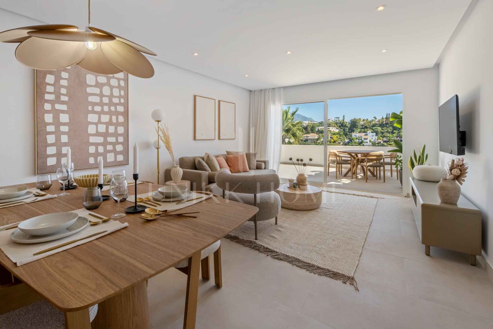 Stylish Two-Bedroom Apartment in Mirador La Quinta