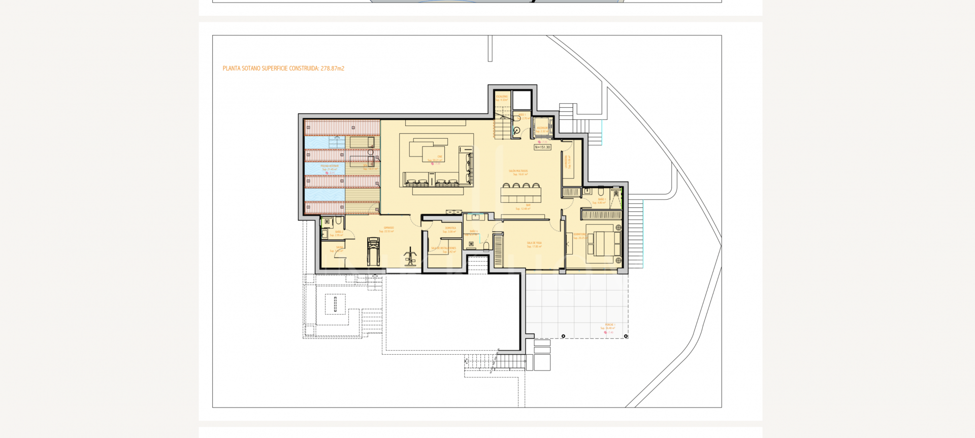 Apartamento de Tres Dormitorios Totalmente Renovado en el Corazón de Nueva Andalucía, Aloha