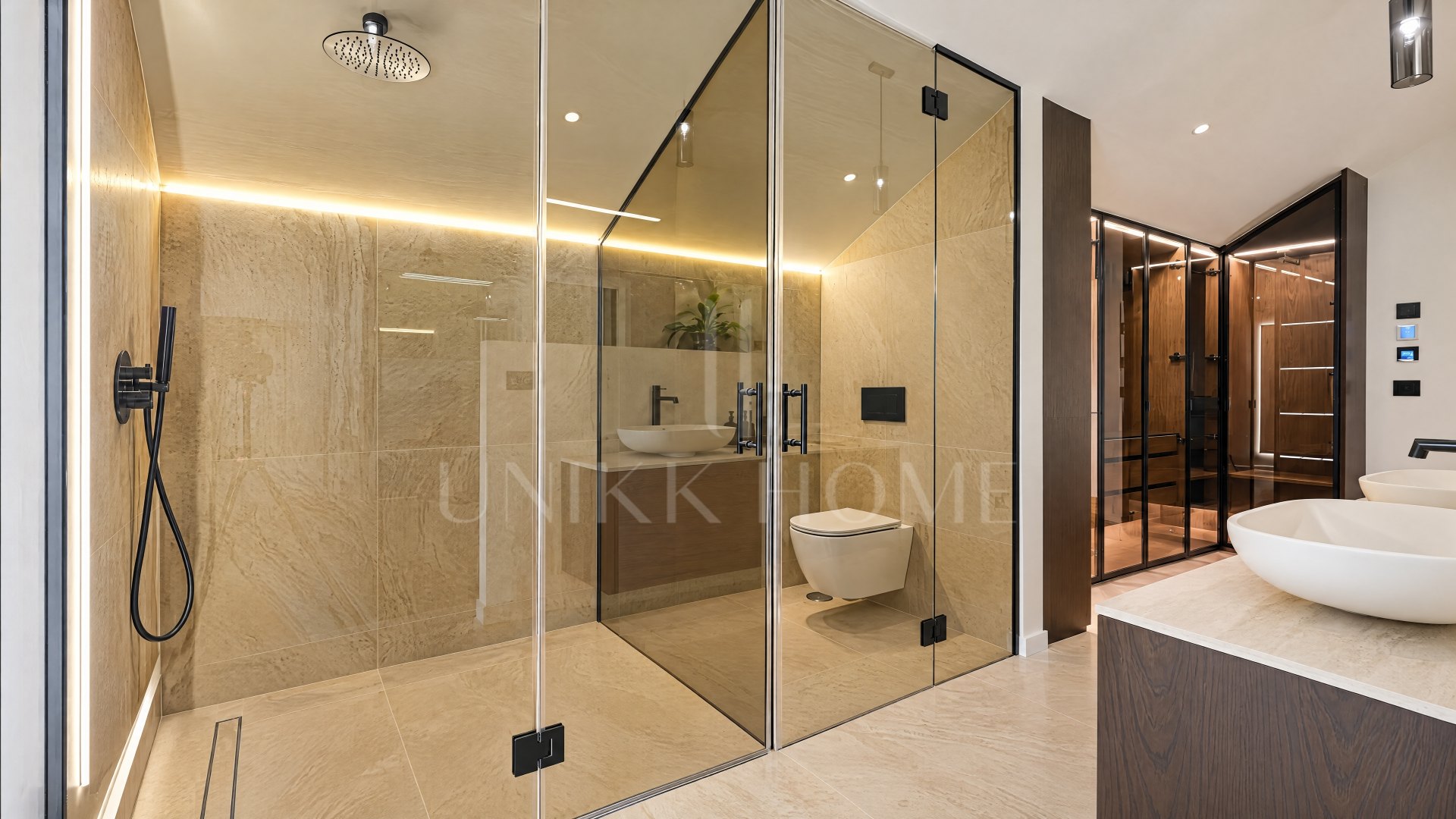 Renovated Duplex Penthouse with Sea, Golf and Mountain Views in Nueva Andalucía