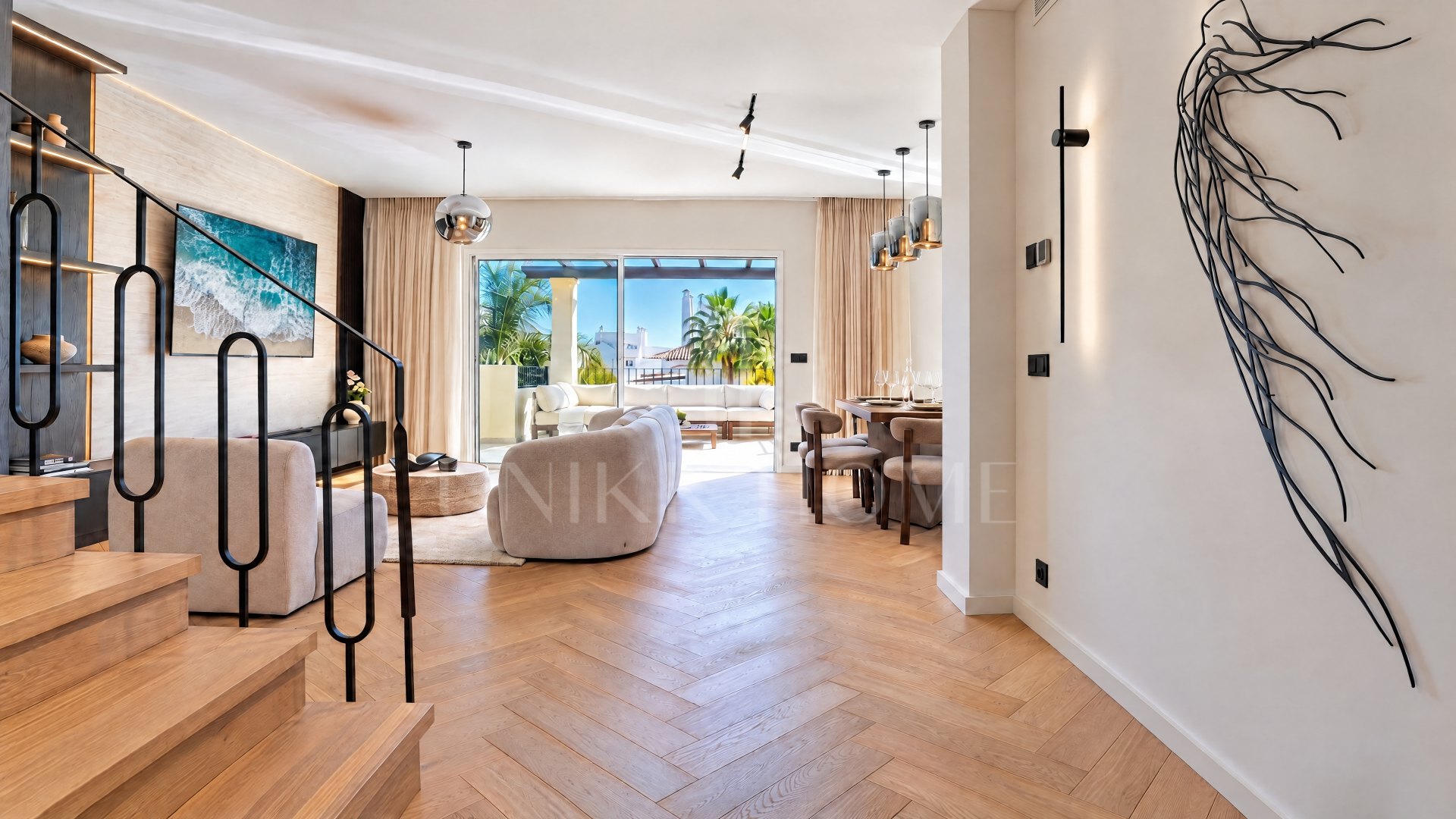 Renovated Duplex Penthouse with Sea, Golf and Mountain Views in Nueva Andalucía
