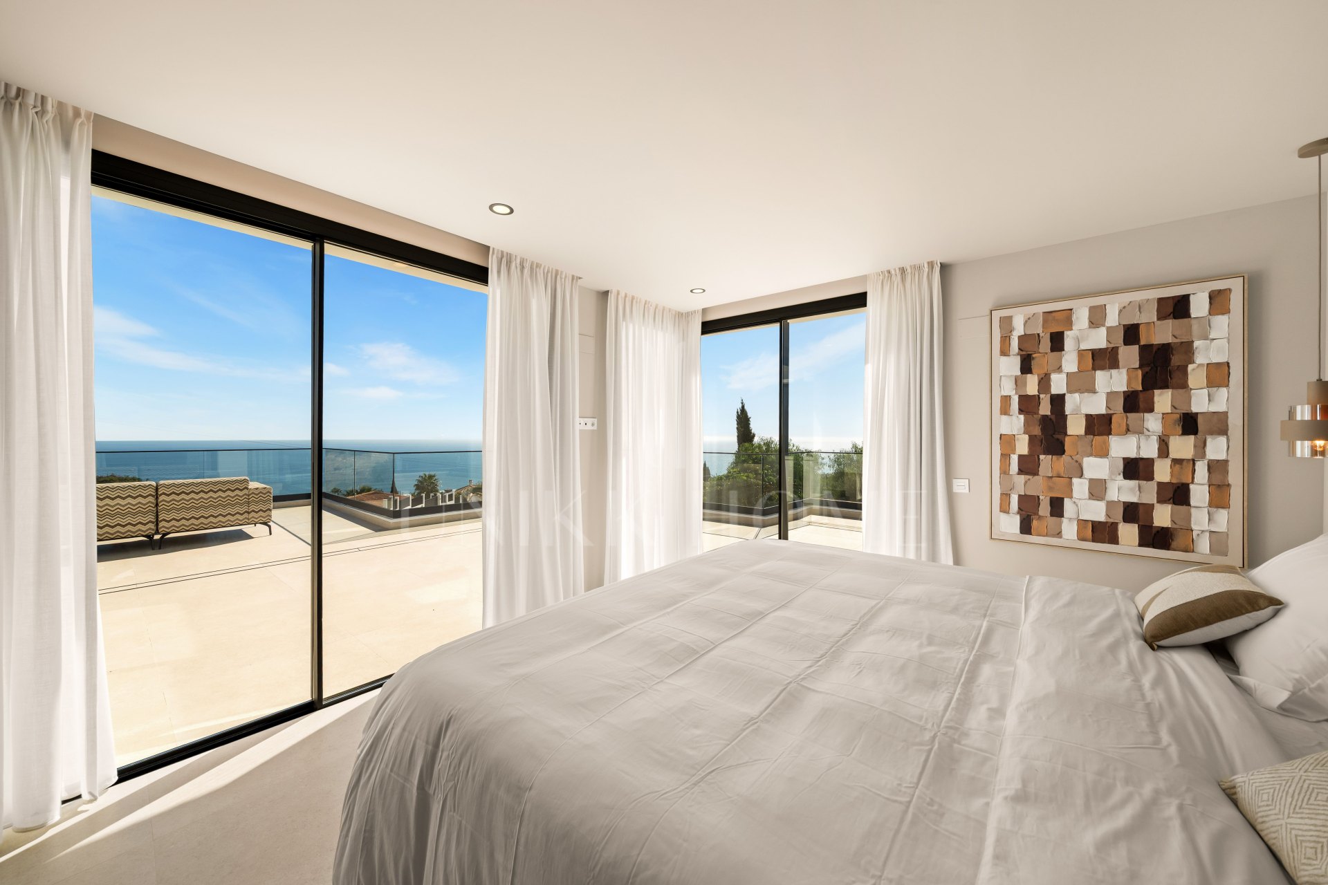Villa reformada con vistas panorámicas de 180° al mar en La Capellanía