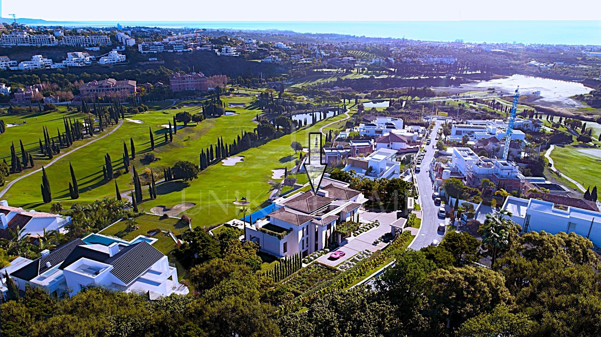 Exclusive Luxury Villa Project on the Frontline of Golf in Los Flamingos, Benahavís