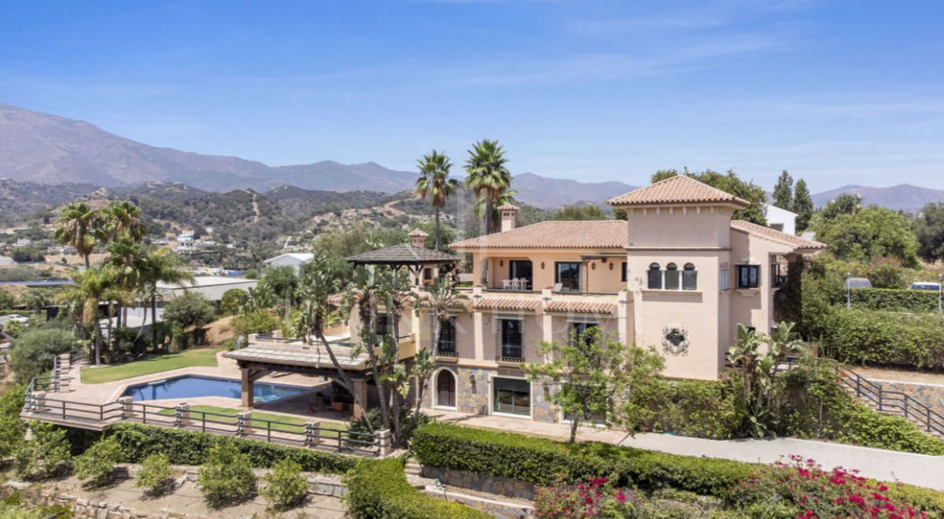 Exclusiva finca en Reinoso, Estepona