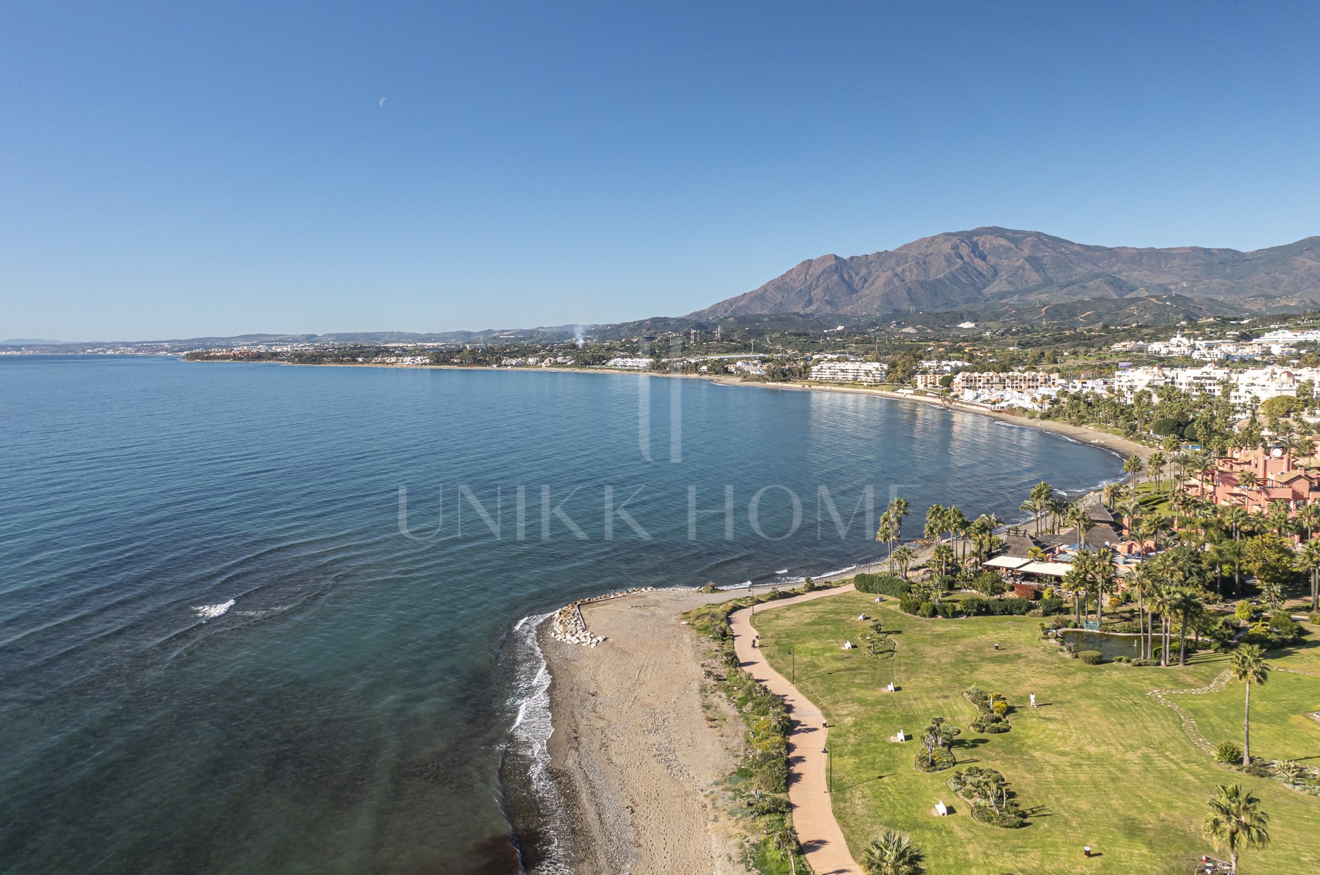 GROUND FLOOR APARTMENT - LUXURY - ESTEPONA