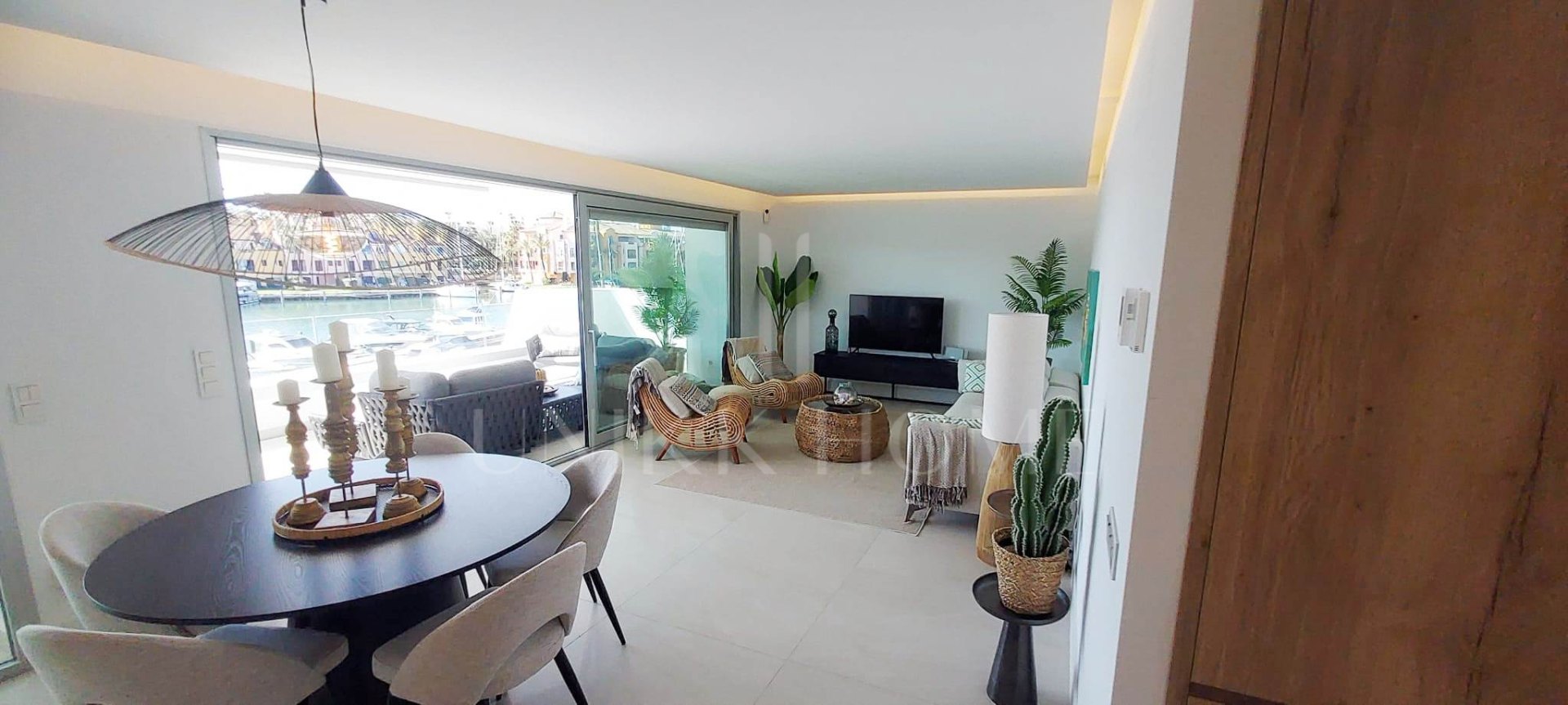Spectacular apartment in Pier 1, Sotogrande marina