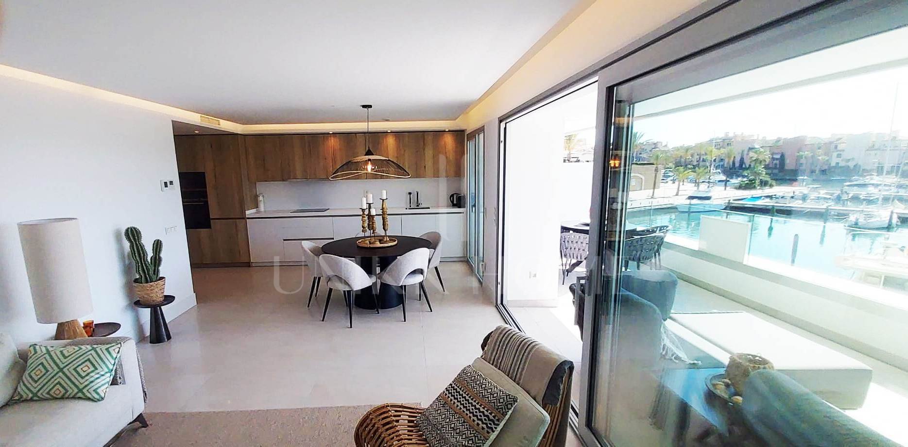 Spectacular apartment in Pier 1, Sotogrande marina