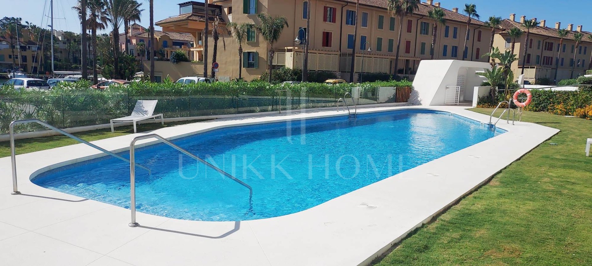 Spectacular apartment in Pier 1, Sotogrande marina