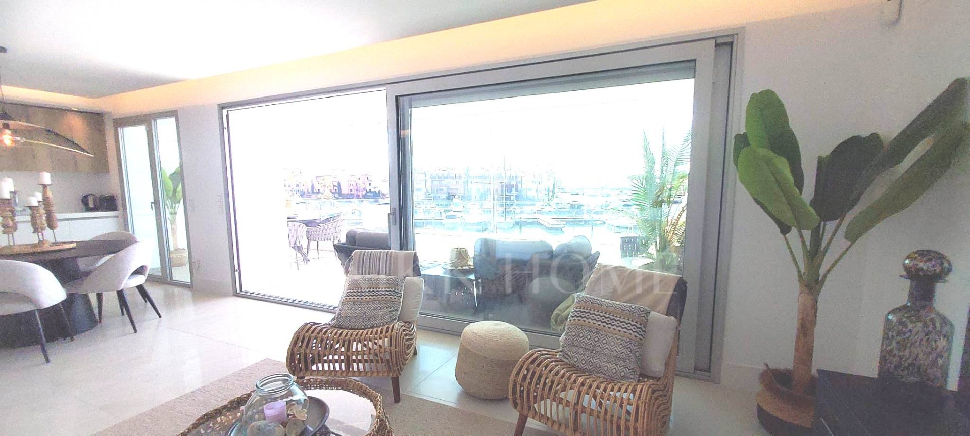 Spectacular apartment in Pier 1, Sotogrande marina
