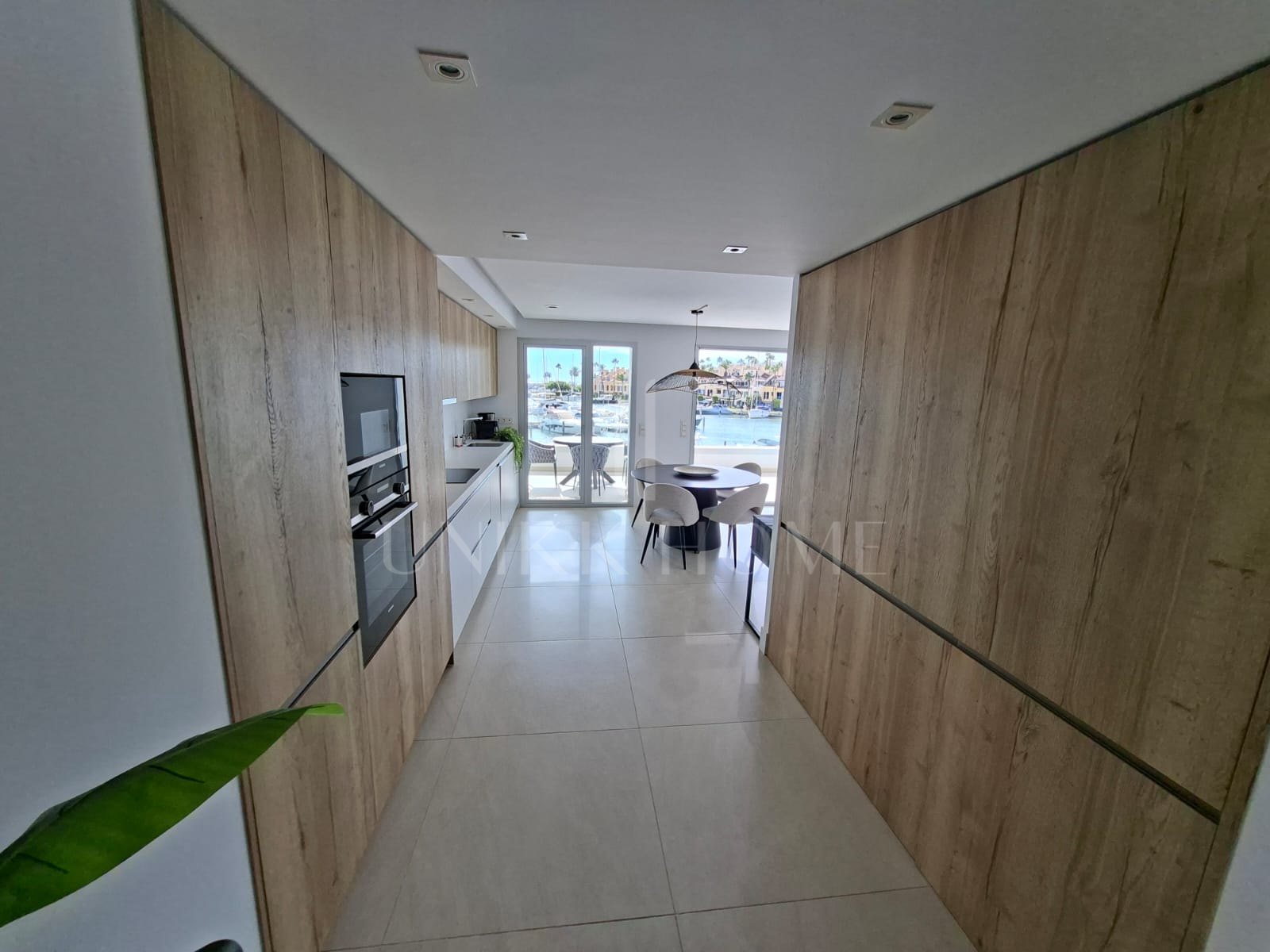 Espectacular apartamento situado en Pier 1, Marina de Sotogrande