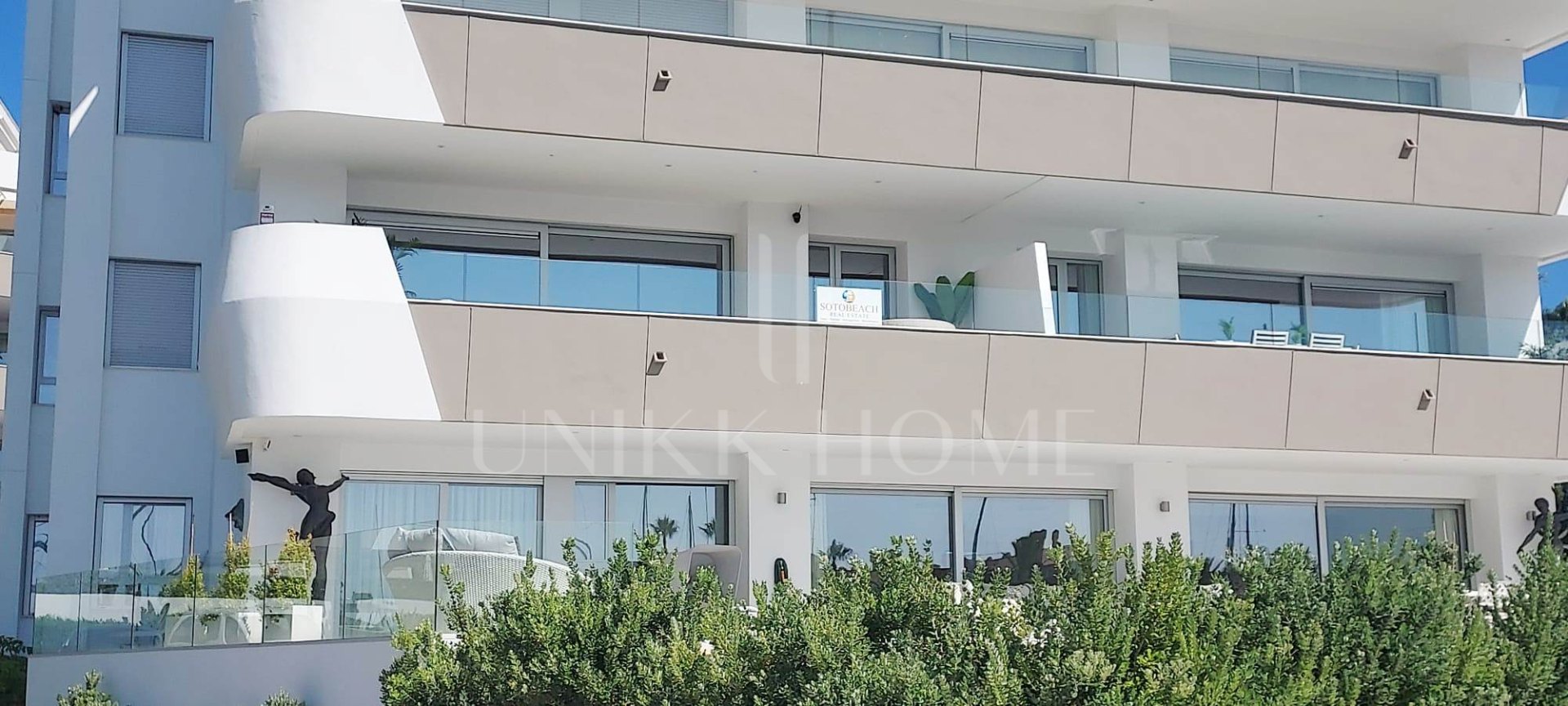 Spectacular apartment in Pier 1, Sotogrande marina