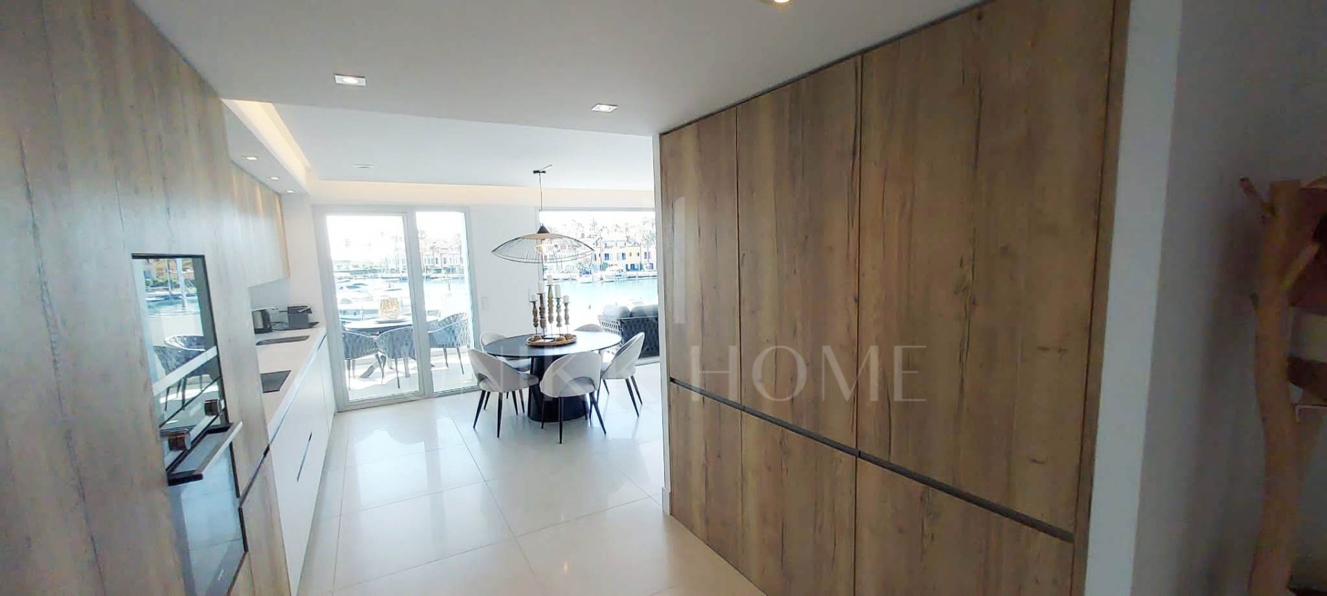 Spectacular apartment in Pier 1, Sotogrande marina
