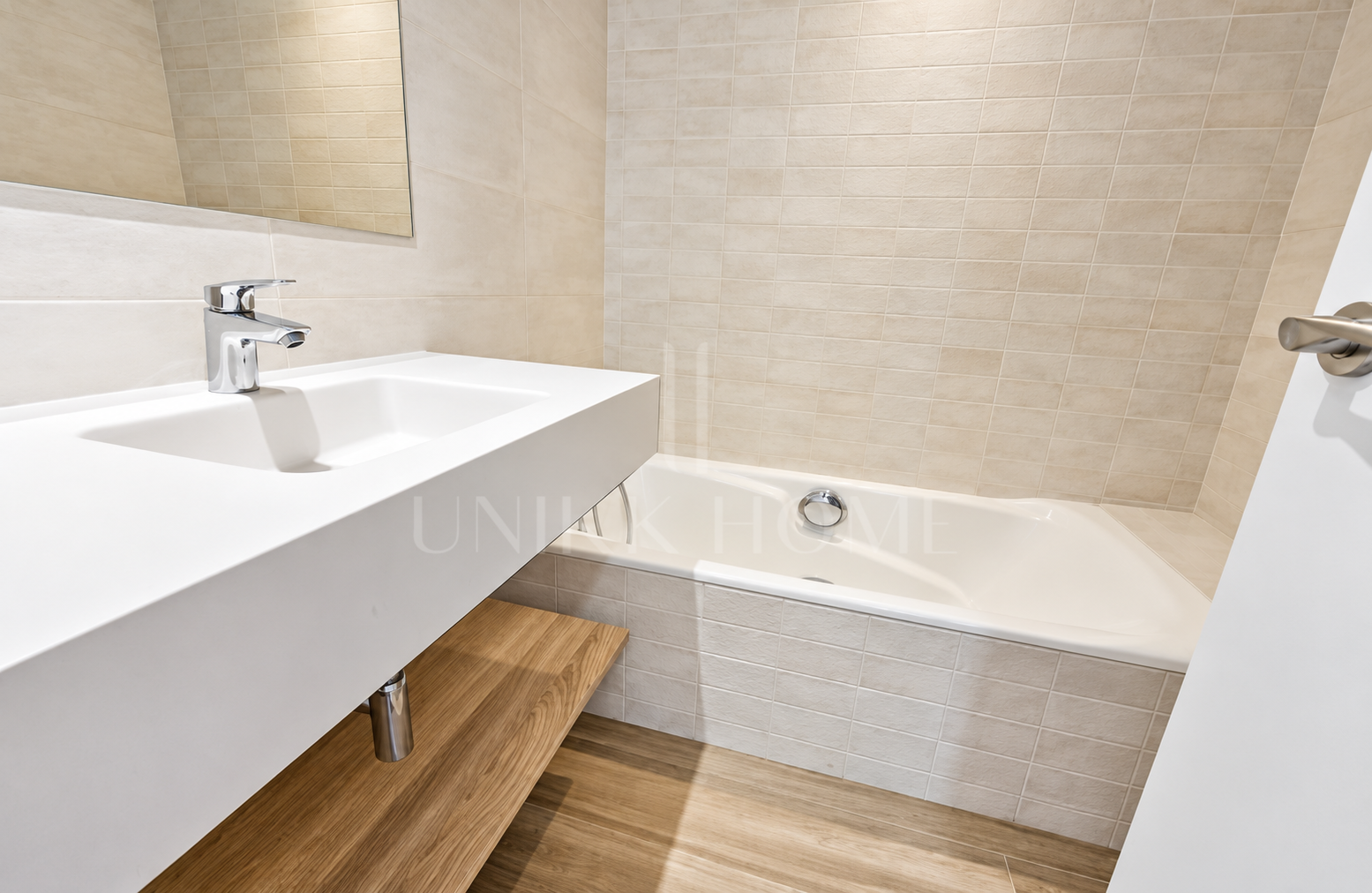 Semi Detached House for sale in Paraíso Bellevue, Benahavis