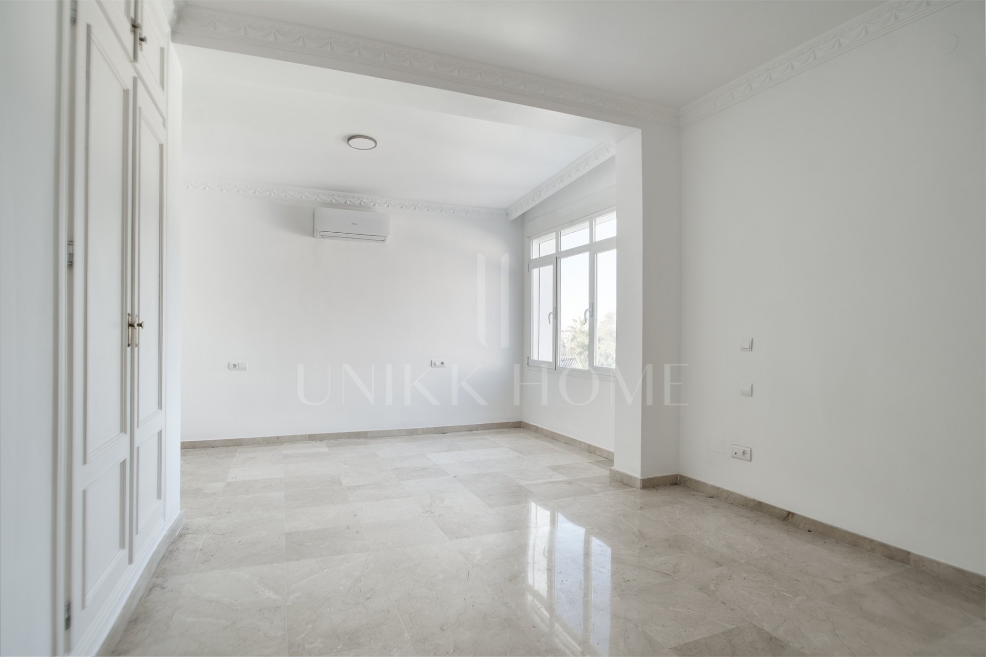 Villa en venta en Los Naranjos Golf, Nueva Andalucia