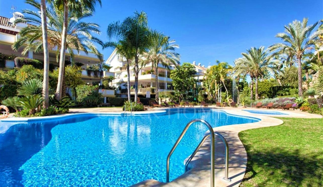 Apartamento en venta en Marbella