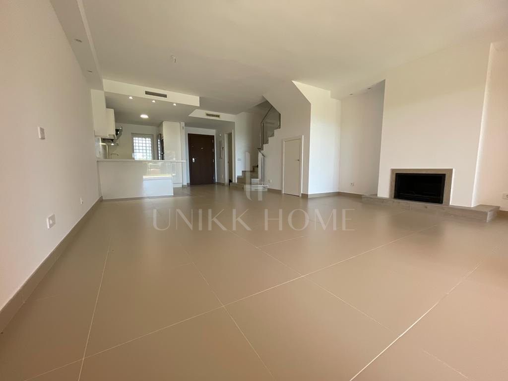 Adosado en venta en Paraíso Bellevue, Benahavis