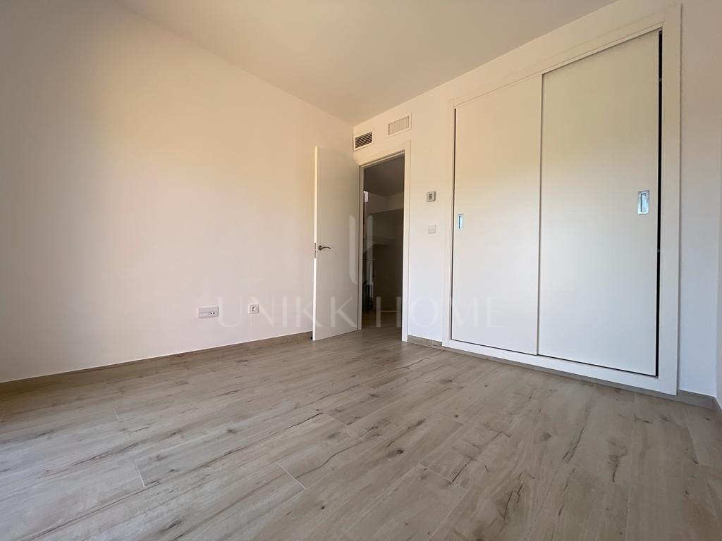 Adosado en venta en Paraíso Bellevue, Benahavis