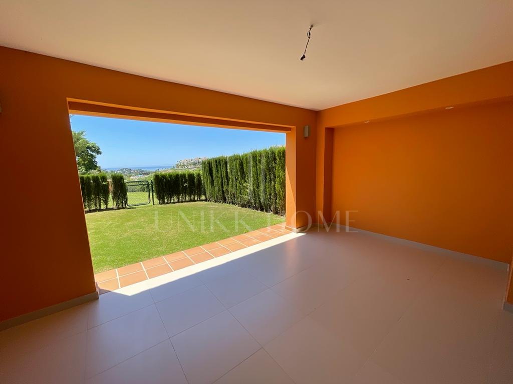 Adosado en venta en Paraíso Bellevue, Benahavis
