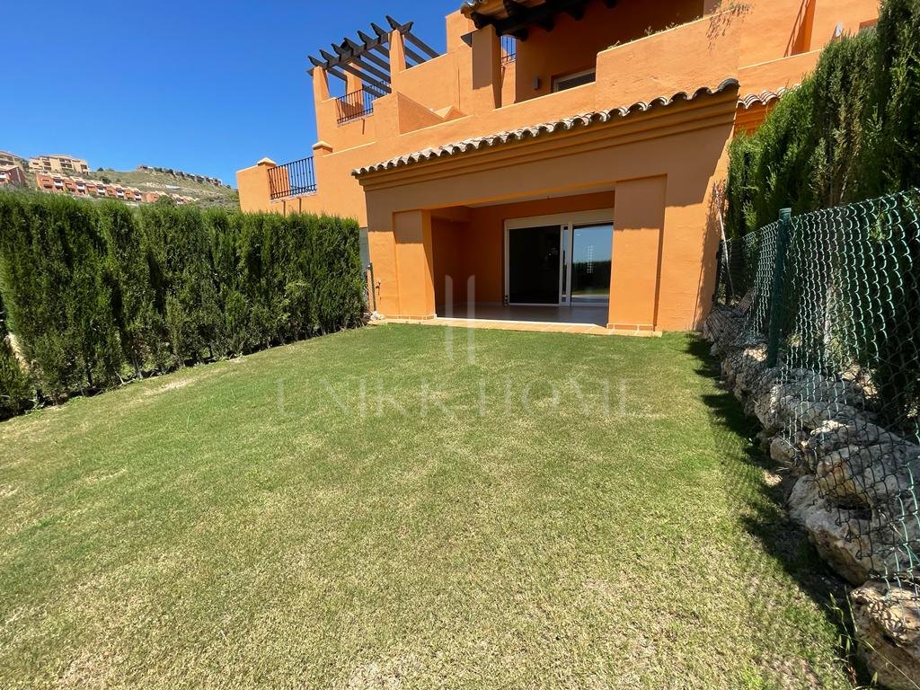 Adosado en venta en Paraíso Bellevue, Benahavis