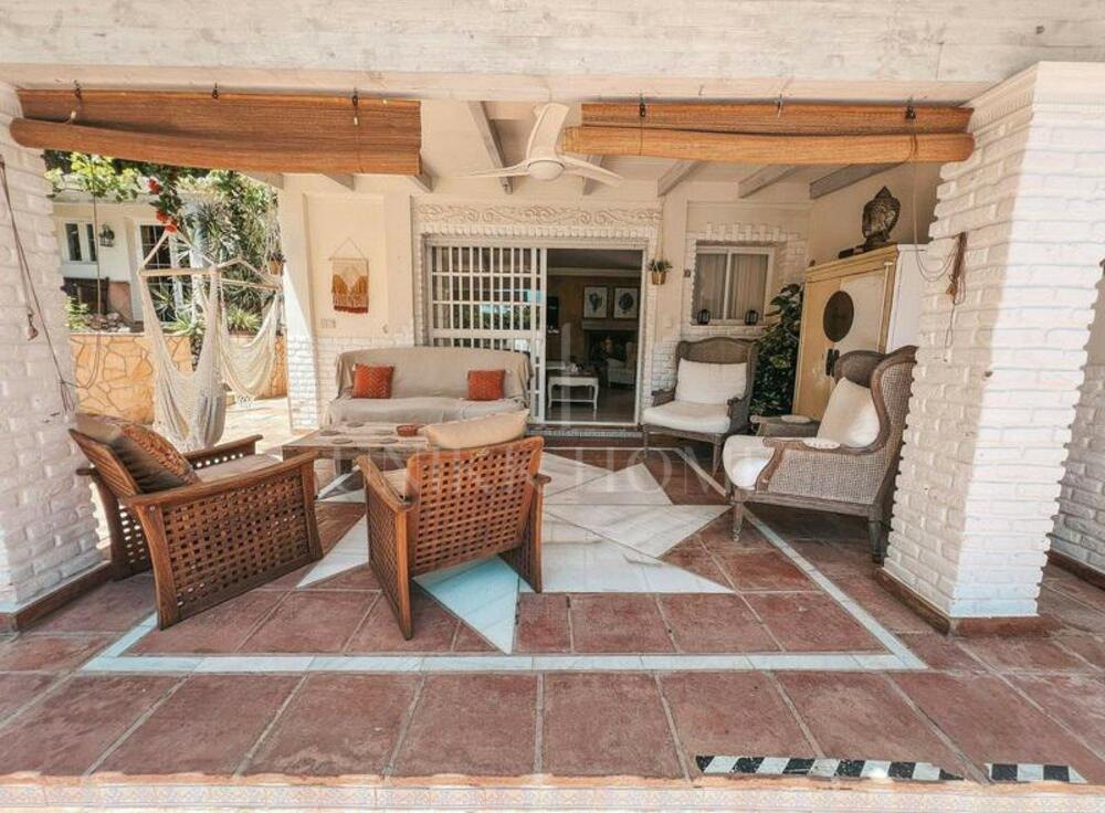 Villa for sale in Nueva Andalucia, Marbella (All)