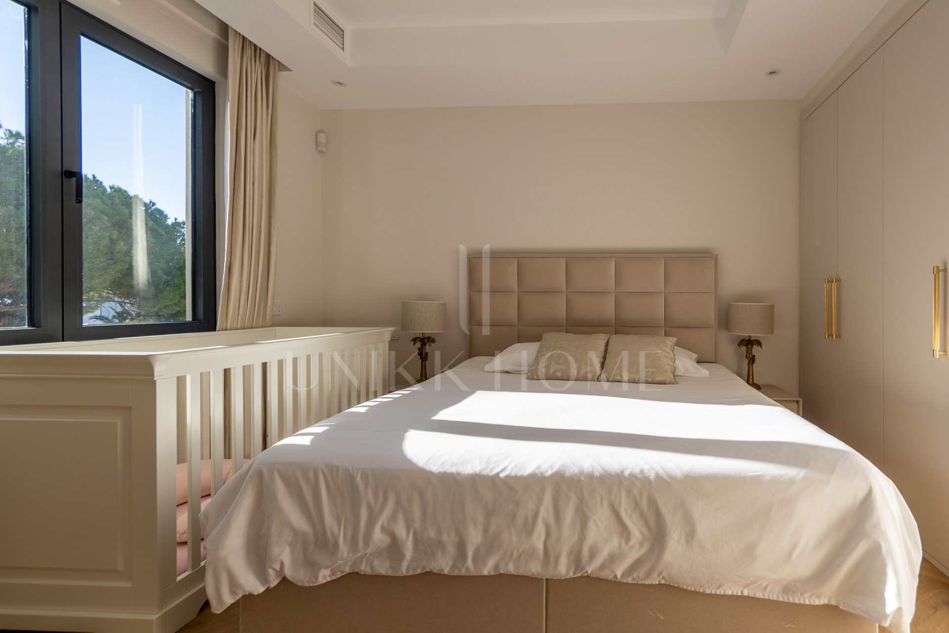 Villa for sale in Artola, Marbella