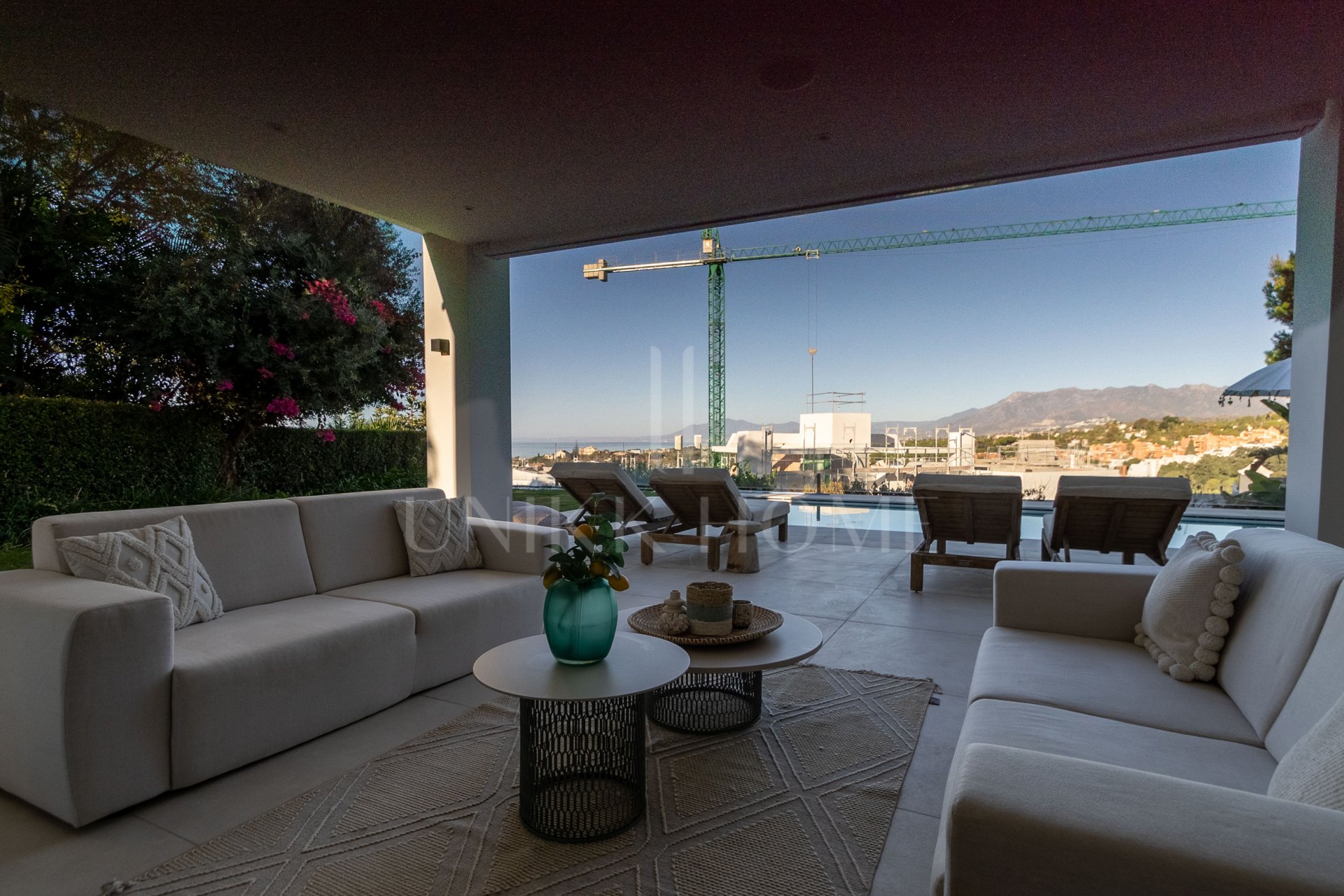 Villa for sale in Artola, Marbella