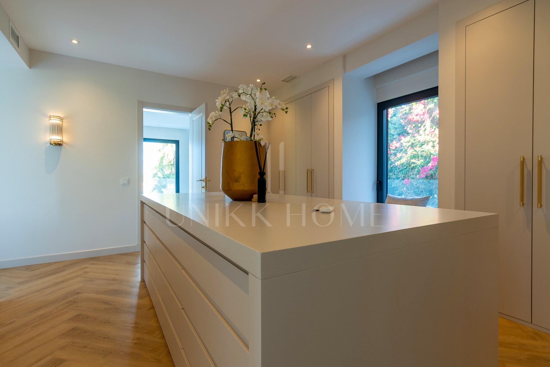 Villa for sale in Artola, Marbella