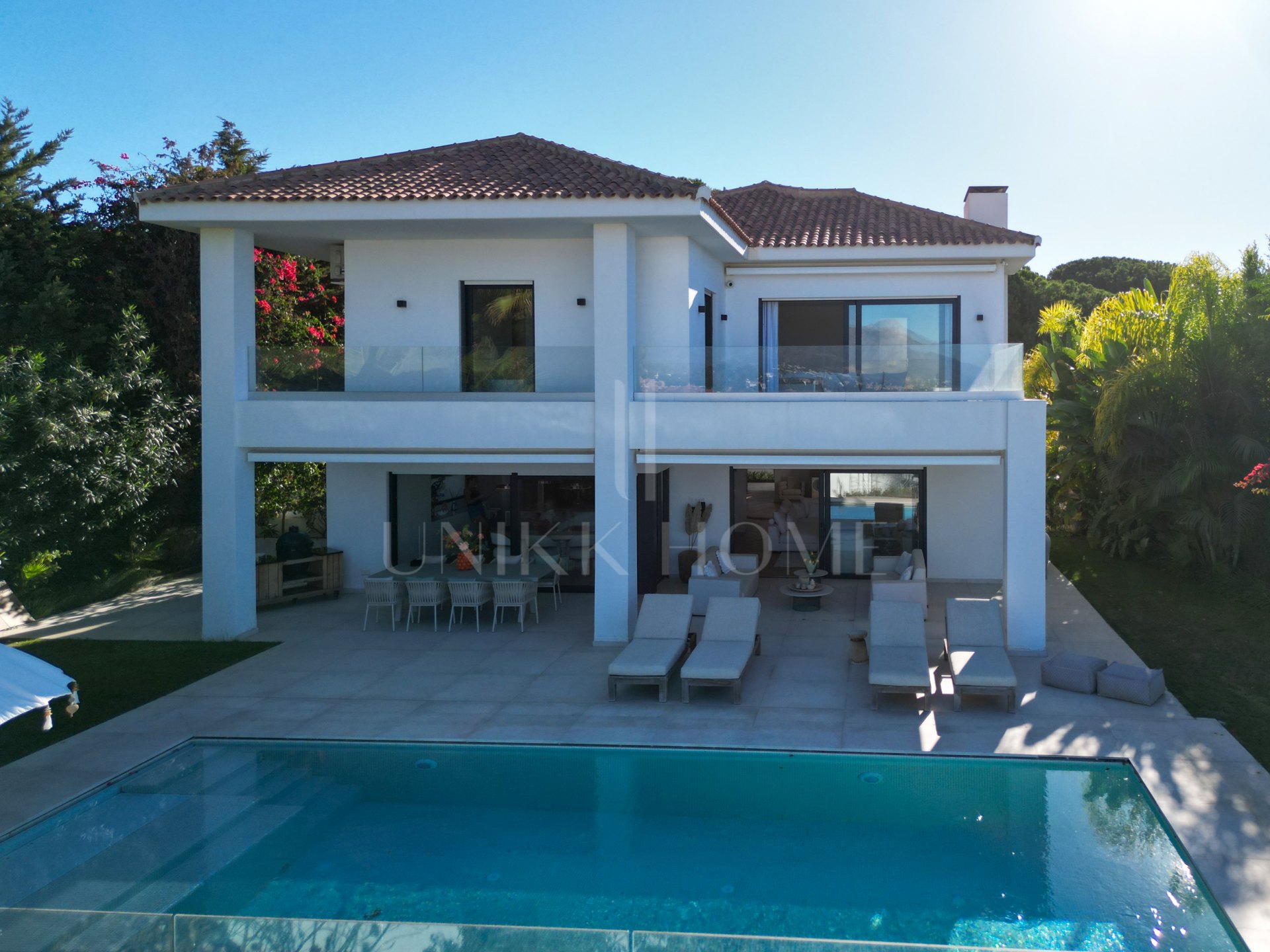 Villa for sale in Artola, Marbella