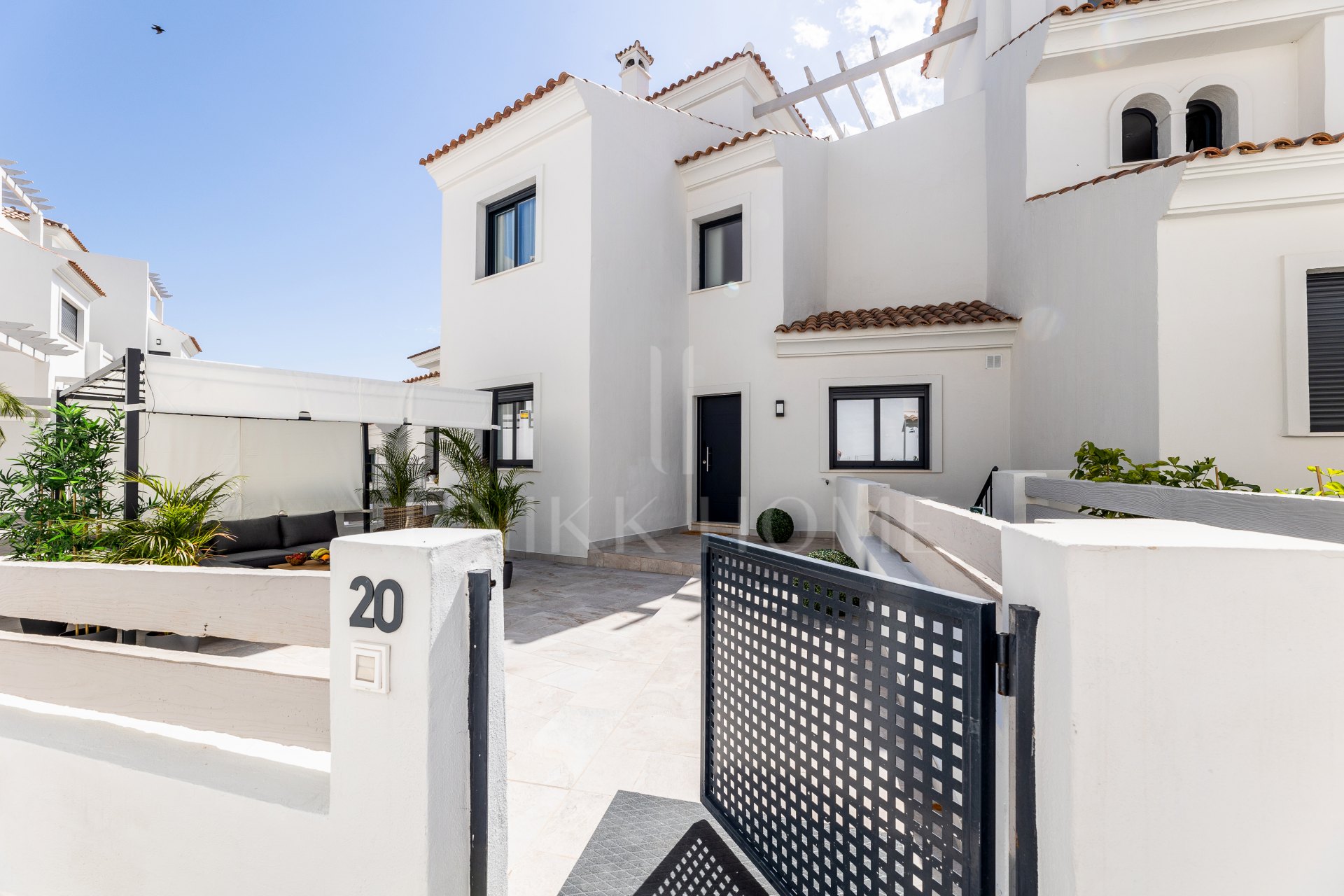 DE OCTUBRE!!!! Exclusiva adosada de lujo en Agra Residencial, Estepona Este