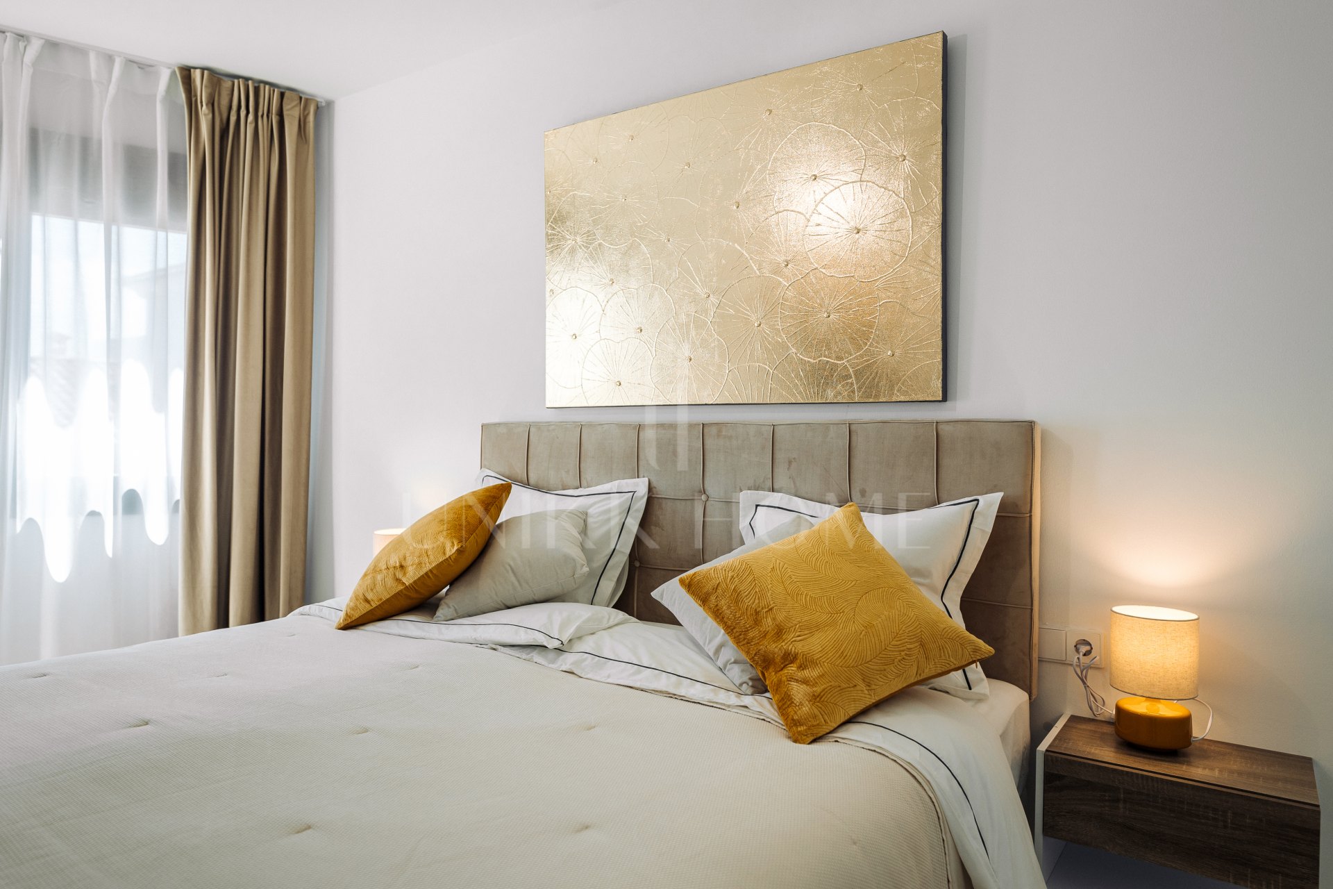 DE OCTUBRE!!!! Exclusiva adosada de lujo en Agra Residencial, Estepona Este