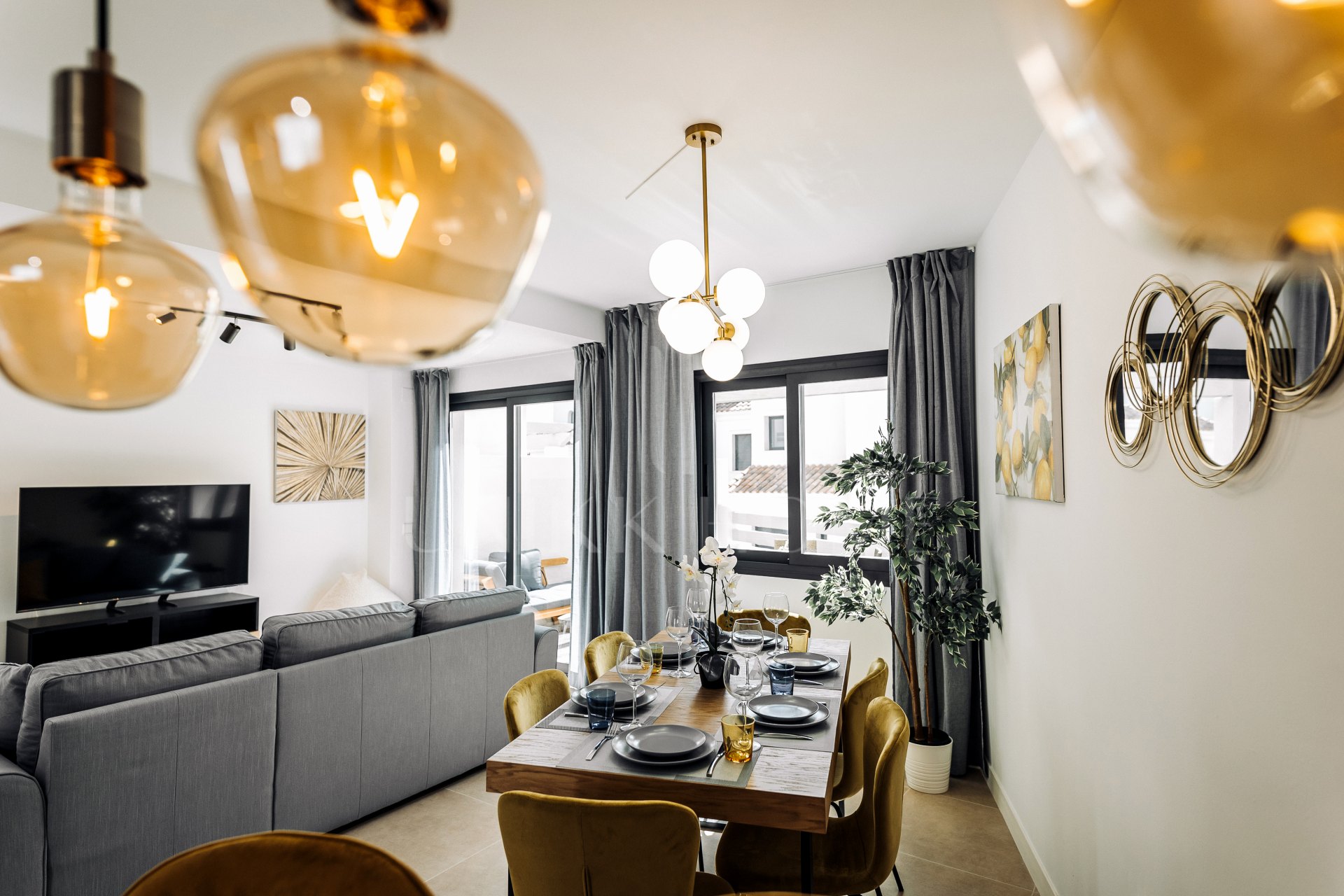 DE OCTUBRE!!!! Exclusiva adosada de lujo en Agra Residencial, Estepona Este