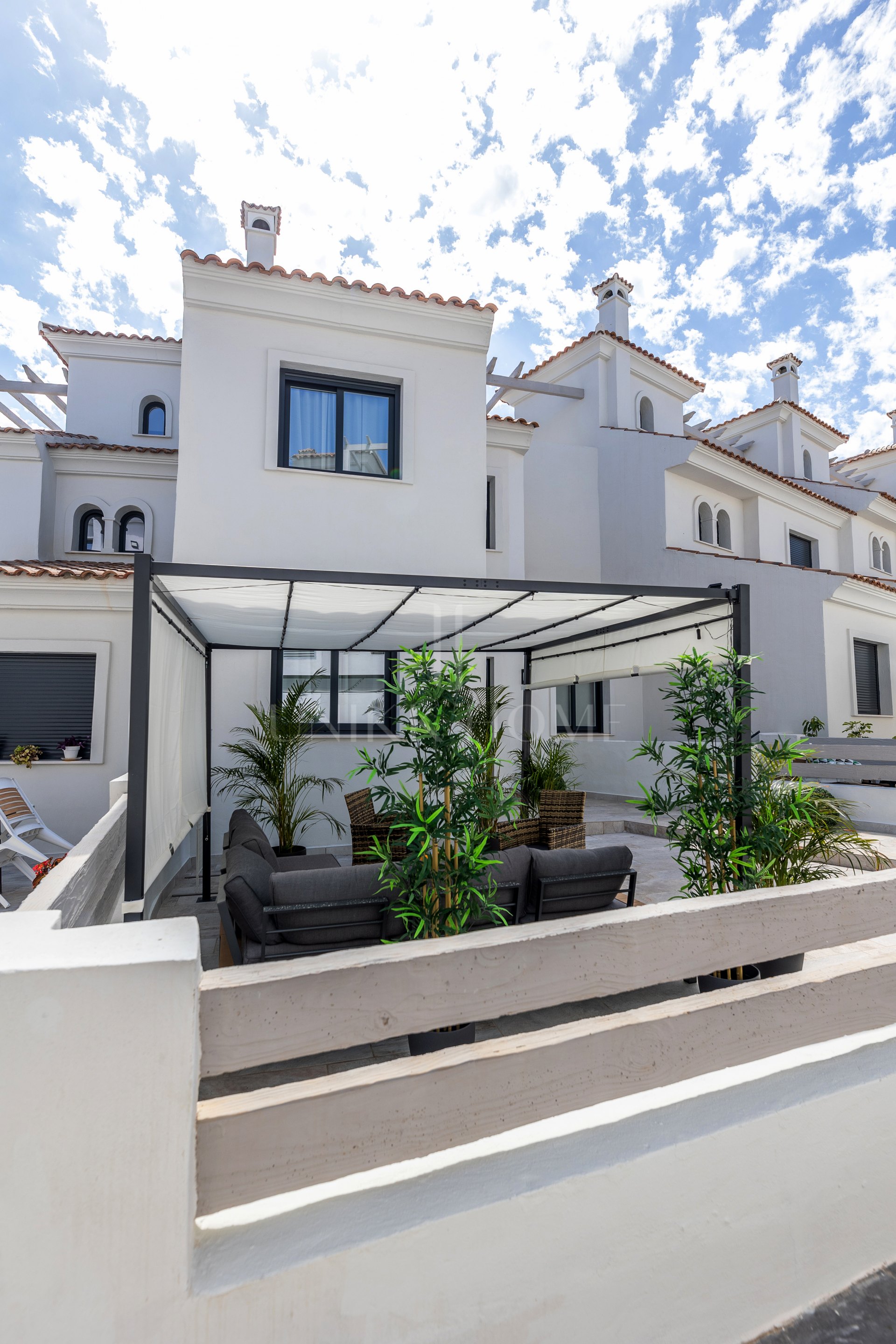 DE OCTUBRE!!!! Exclusiva adosada de lujo en Agra Residencial, Estepona Este