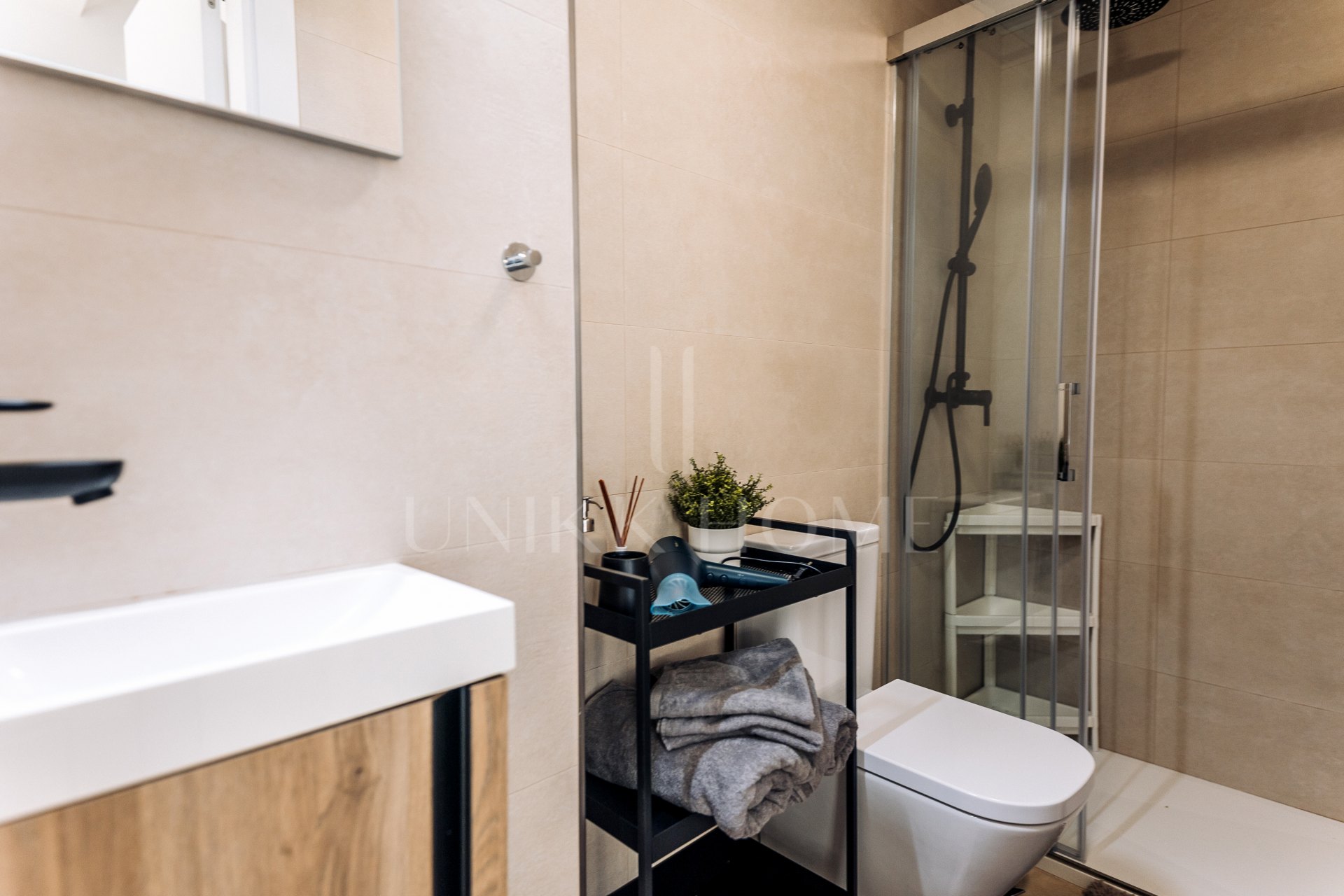 DE OCTUBRE!!!! Exclusiva adosada de lujo en Agra Residencial, Estepona Este