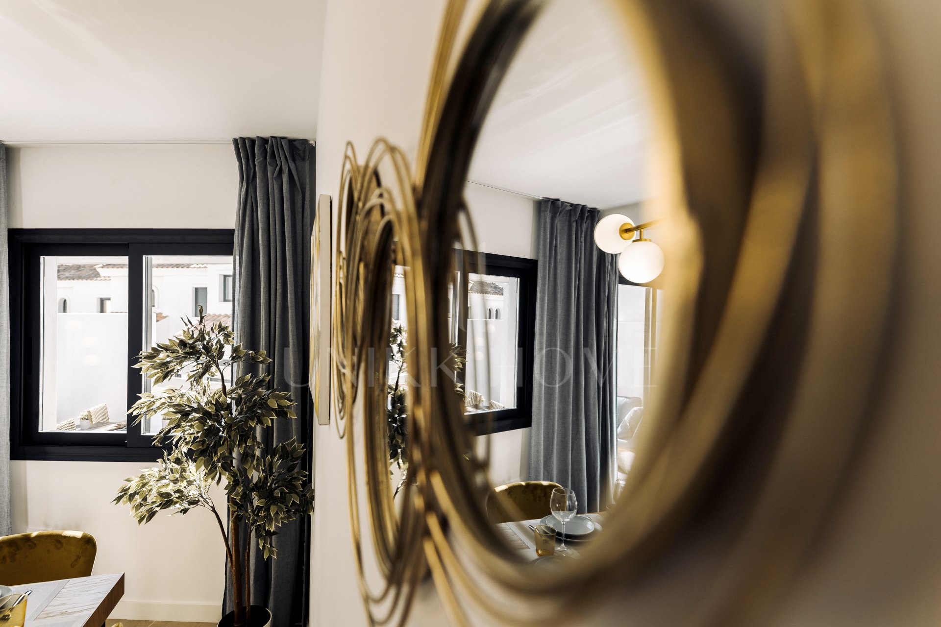 DE OCTUBRE!!!! Exclusiva adosada de lujo en Agra Residencial, Estepona Este